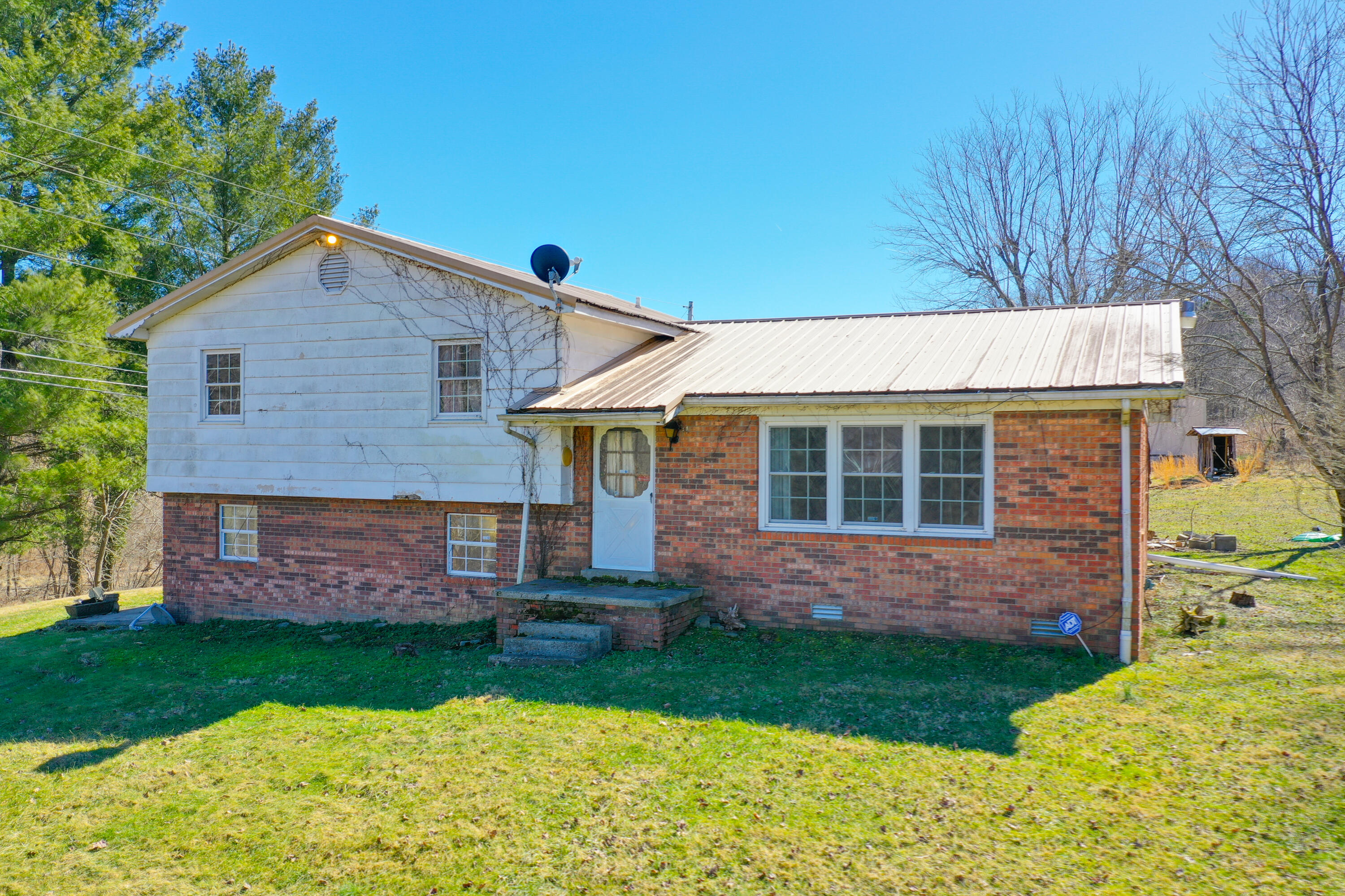 4456 Slate Lick Church Road Property Photo 1
