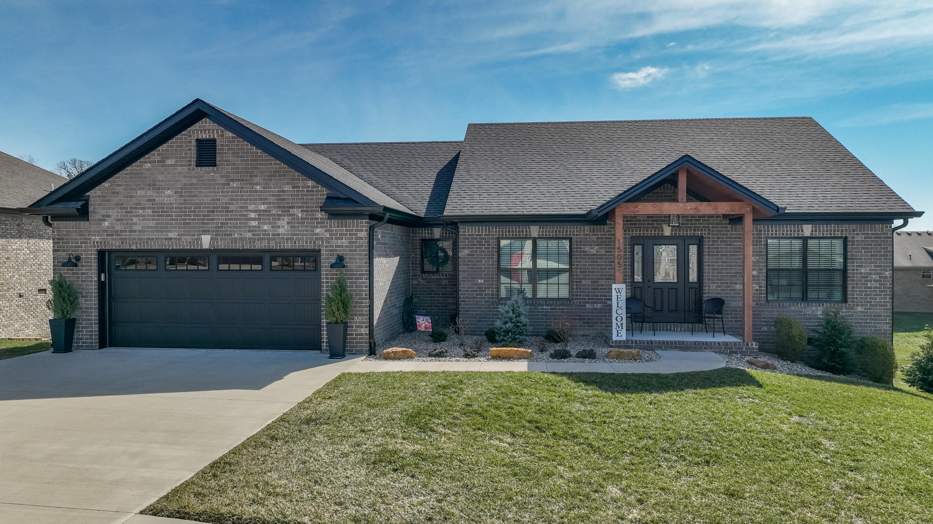 1505 Chardonnay Way Property Photo 1