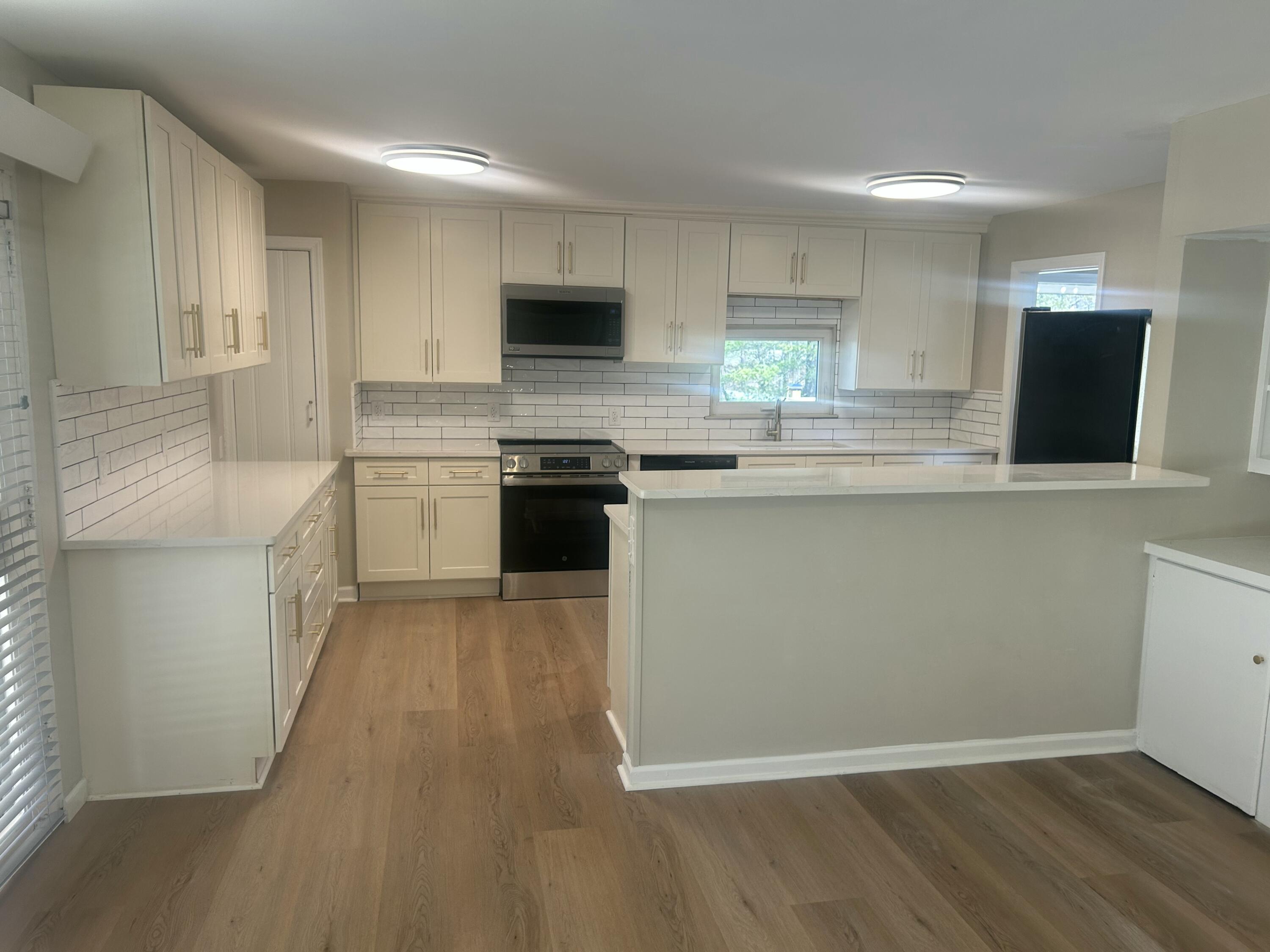 104 Colby Hills Drive Property Photo 4