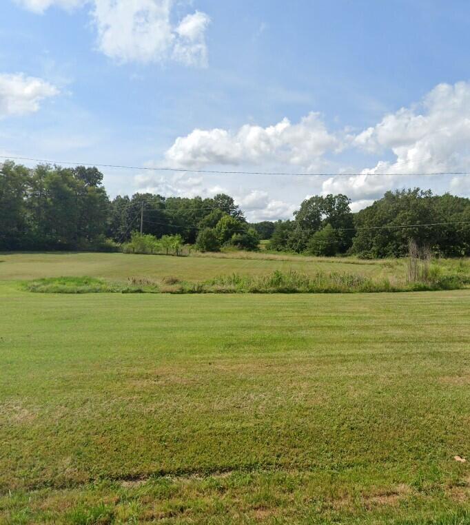 3825 White Oak Road Property Photo 1
