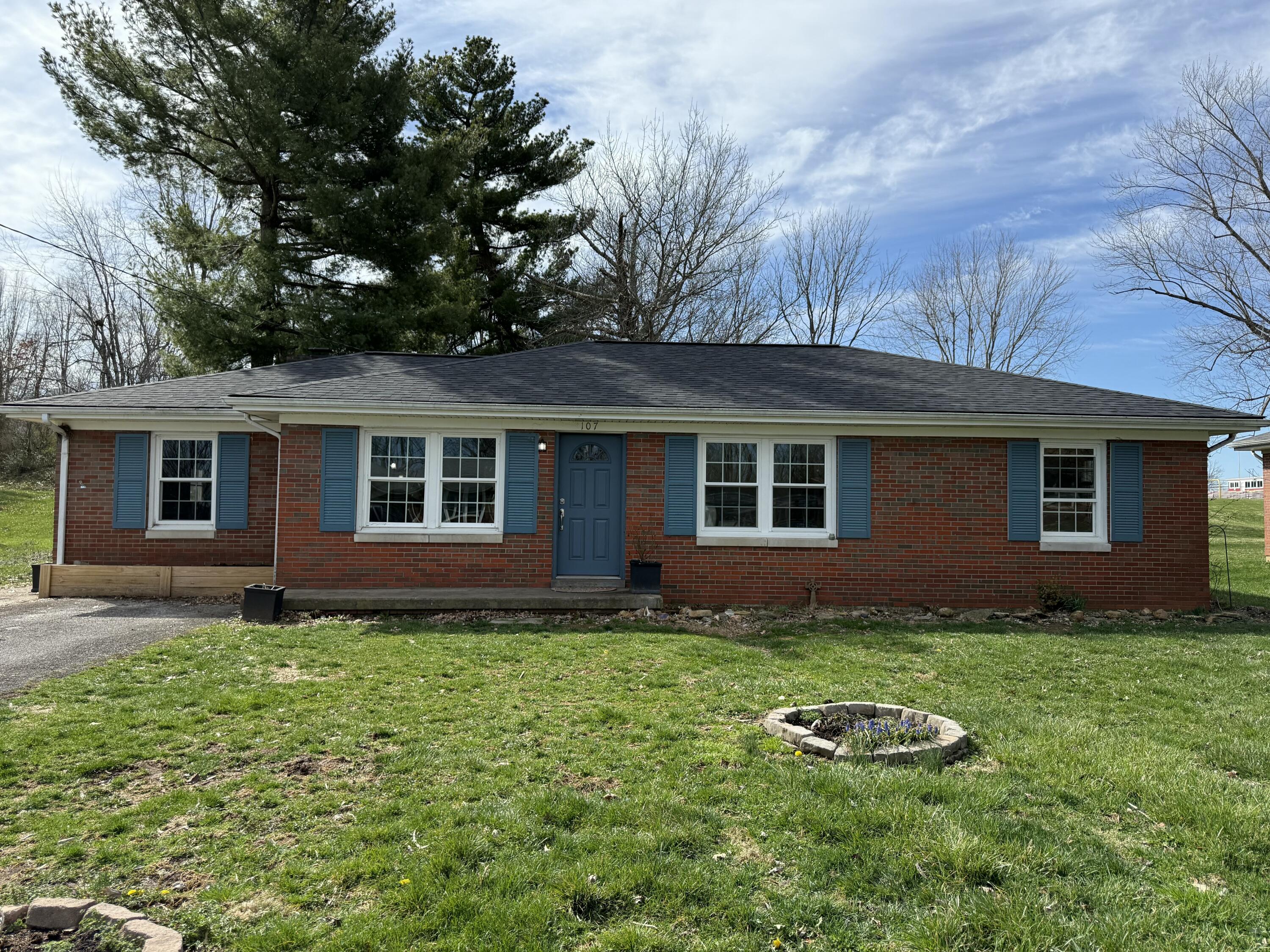 107 Hagan Court Property Photo 1