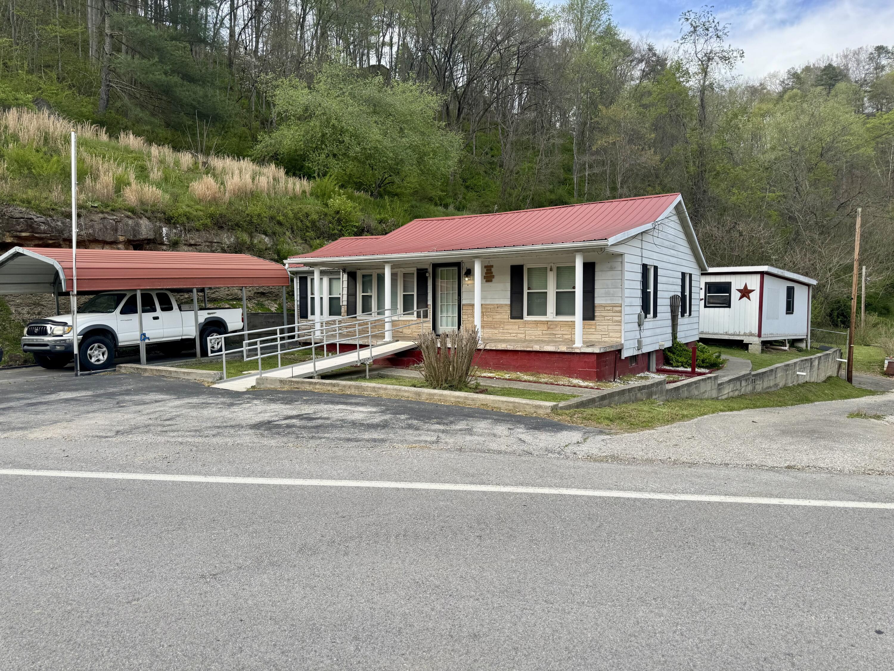 477 Quicksand Road Property Photo