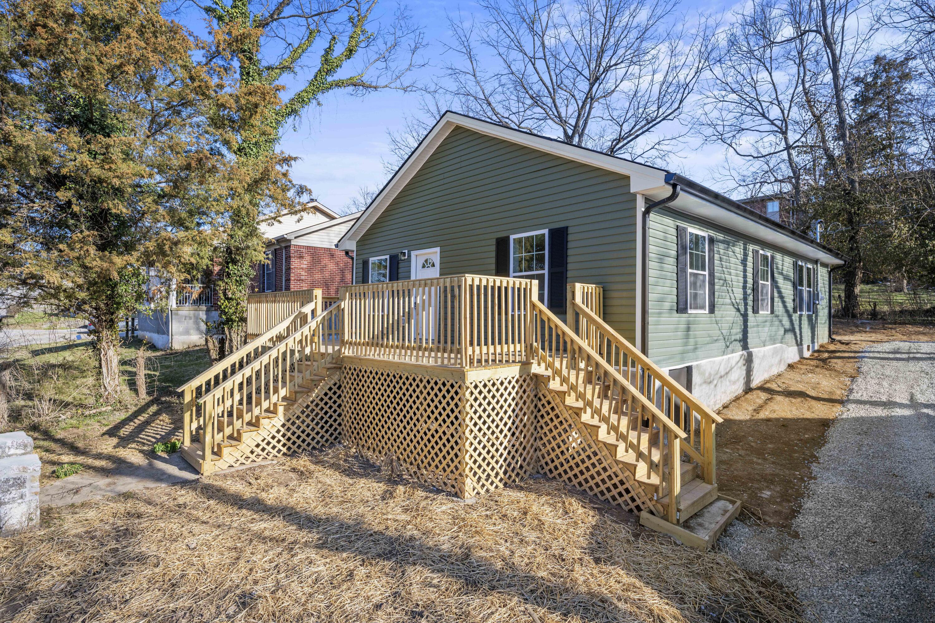 115 Langford Avenue Property Photo 1