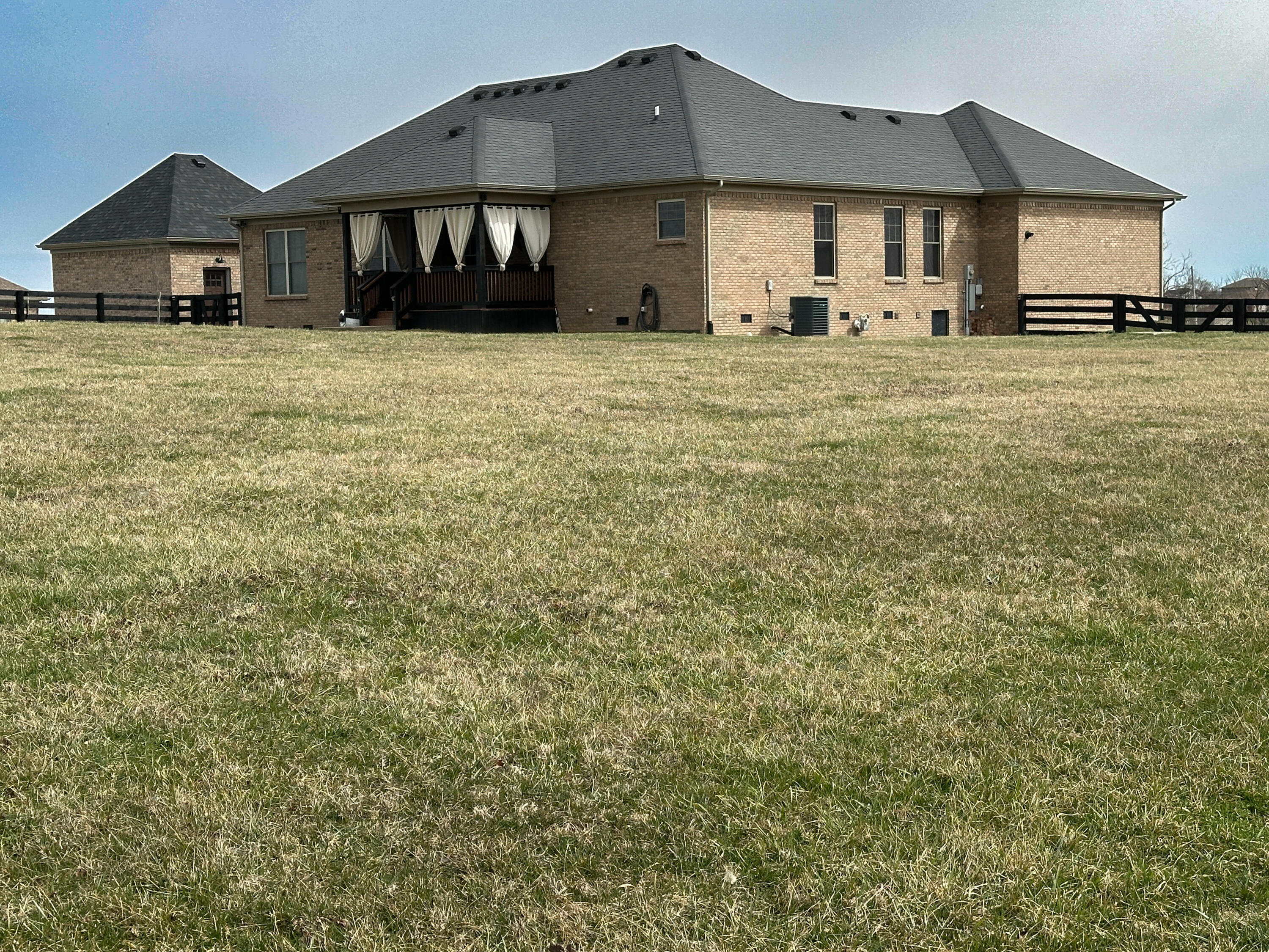 100 Hampton Hall Drive Property Photo 6
