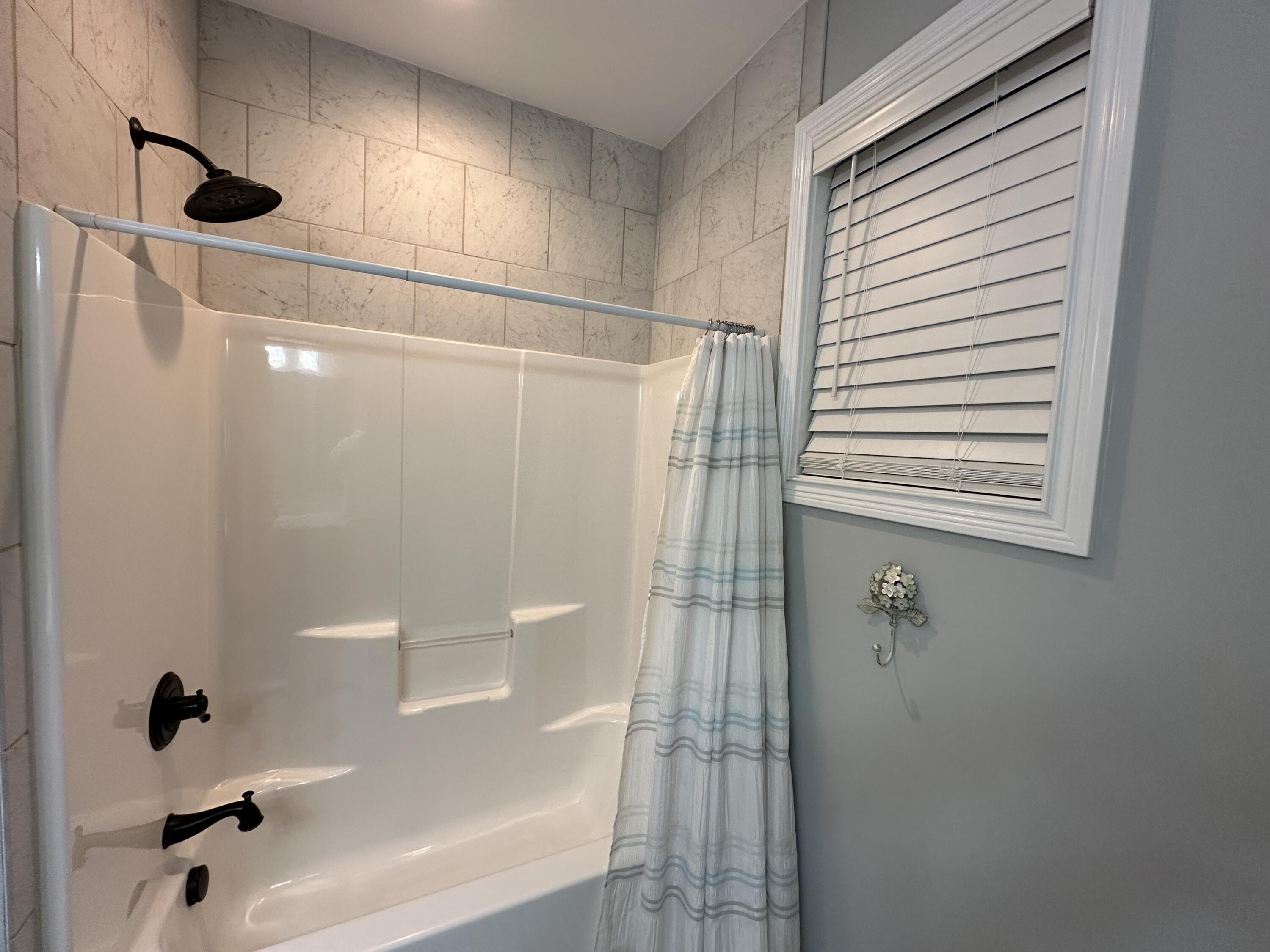 100 Hampton Hall Drive Property Photo 23