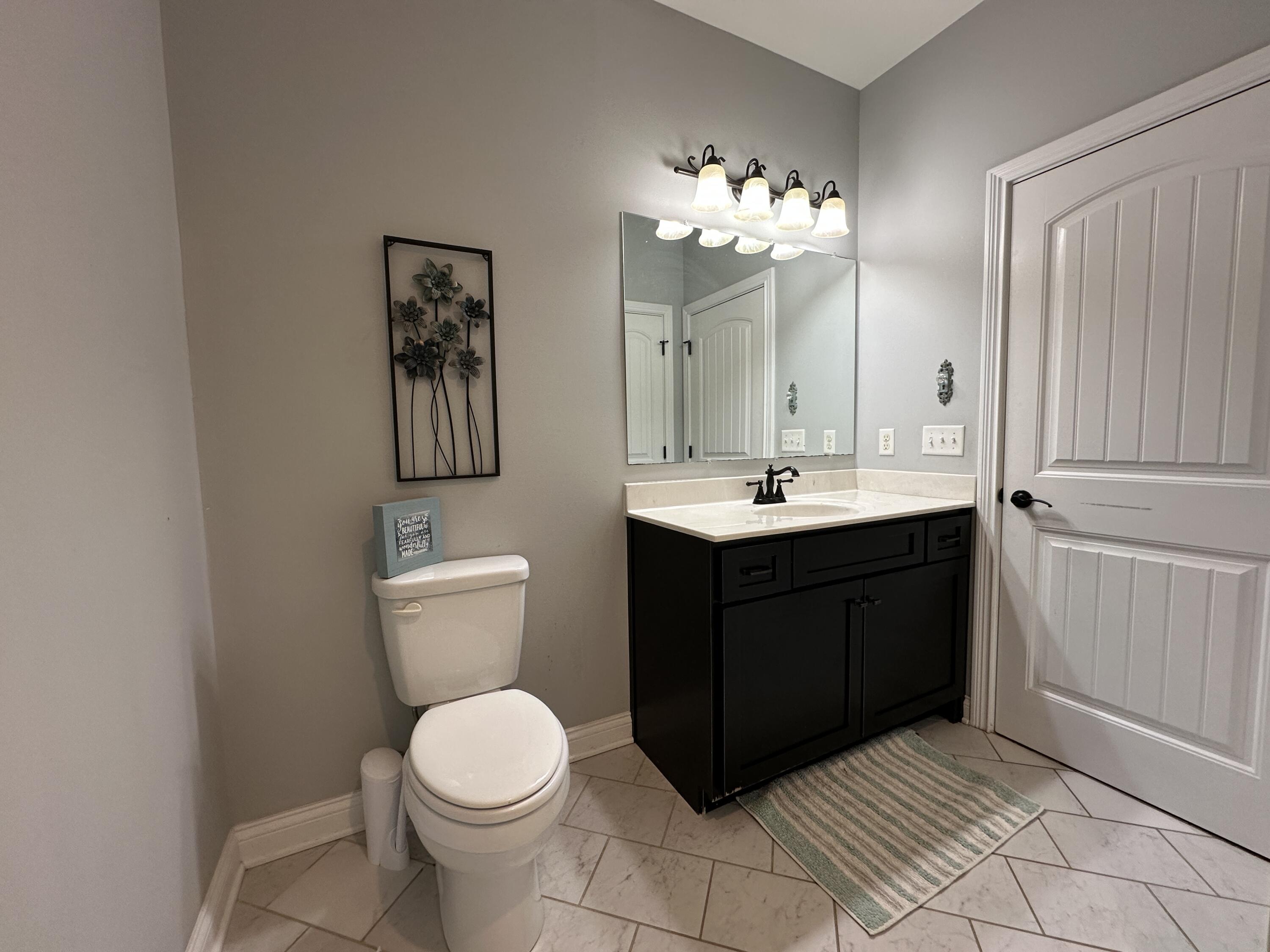 100 Hampton Hall Drive Property Photo 24