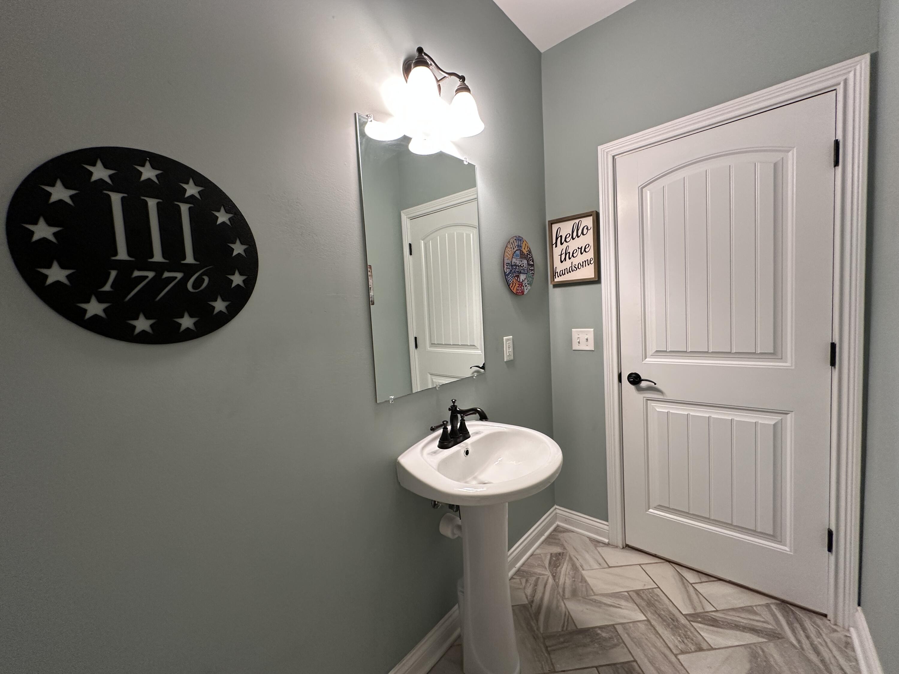 100 Hampton Hall Drive Property Photo 42