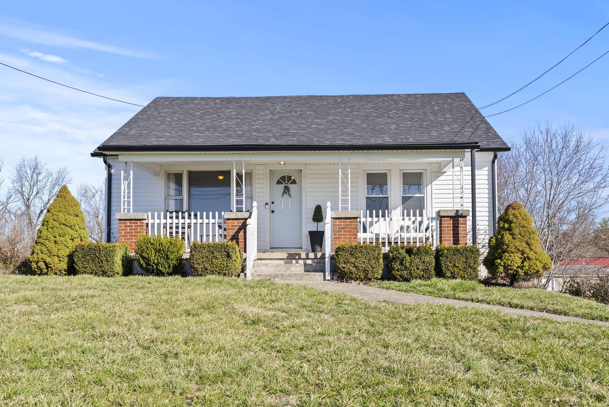 2735 Robbinsville Loop Property Photo 1
