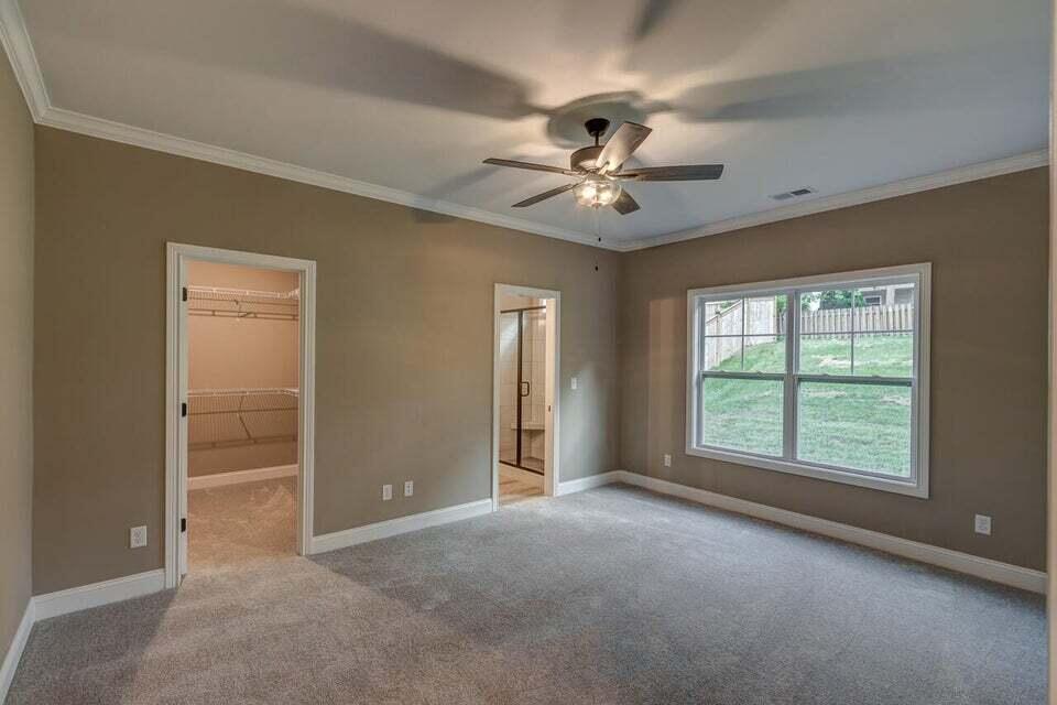 127 Westwoods Drive Property Photo 5