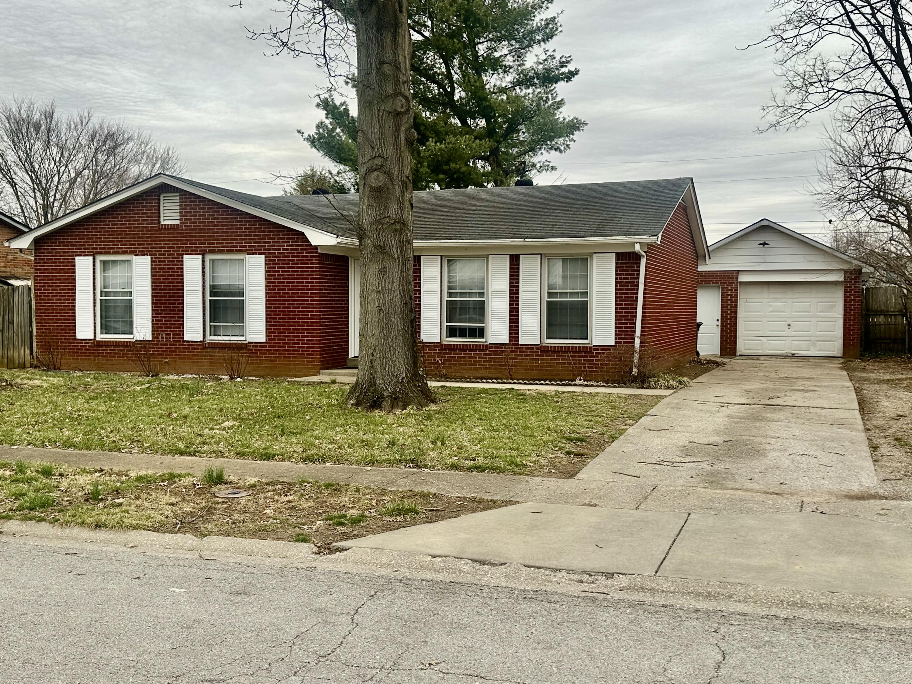 112 Dan Drive Property Photo 1