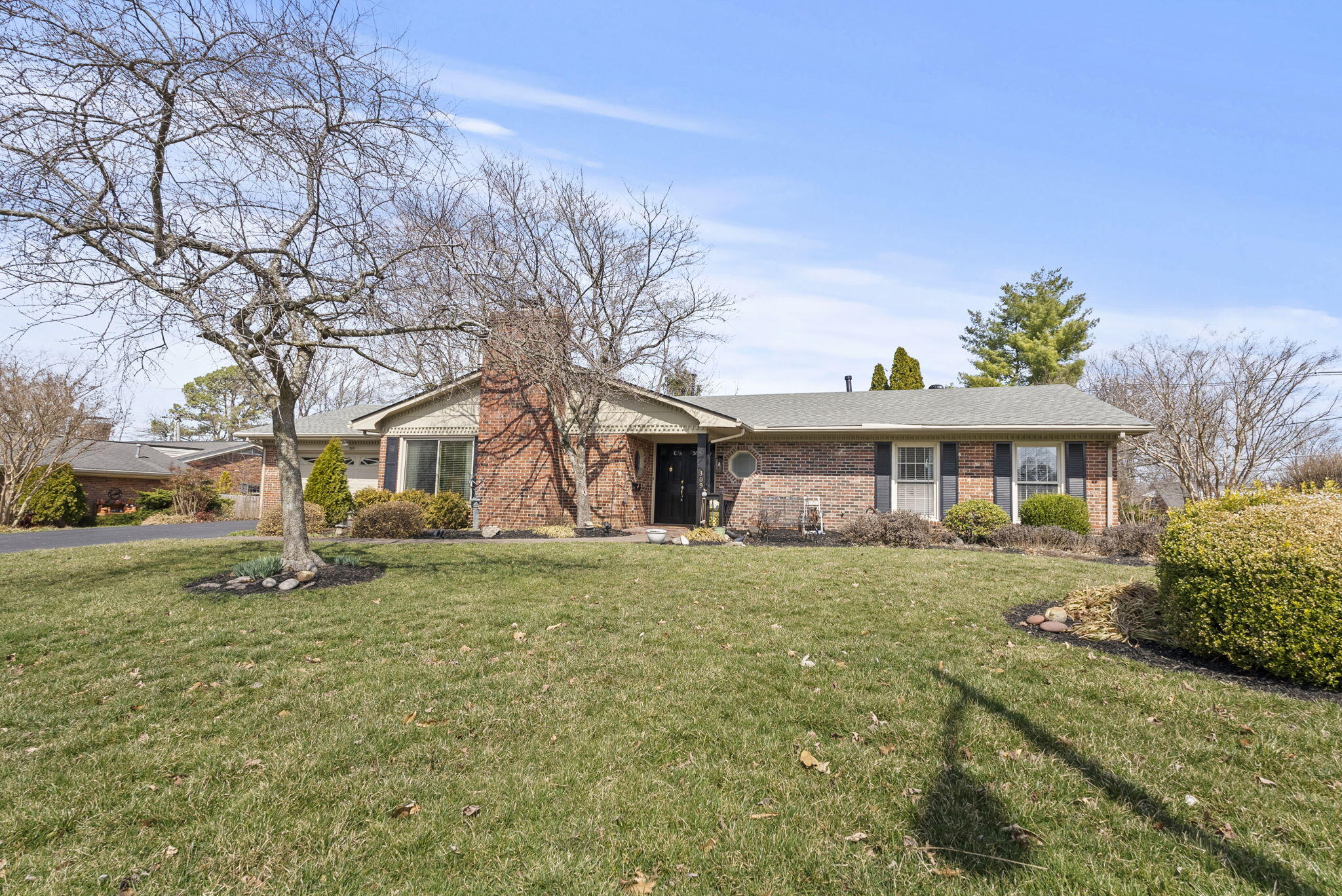309 Melbourne Way Property Photo 1