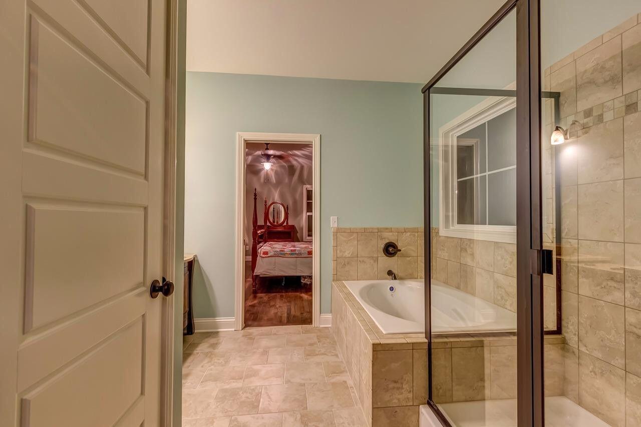112 Desha Drive Property Photo 15