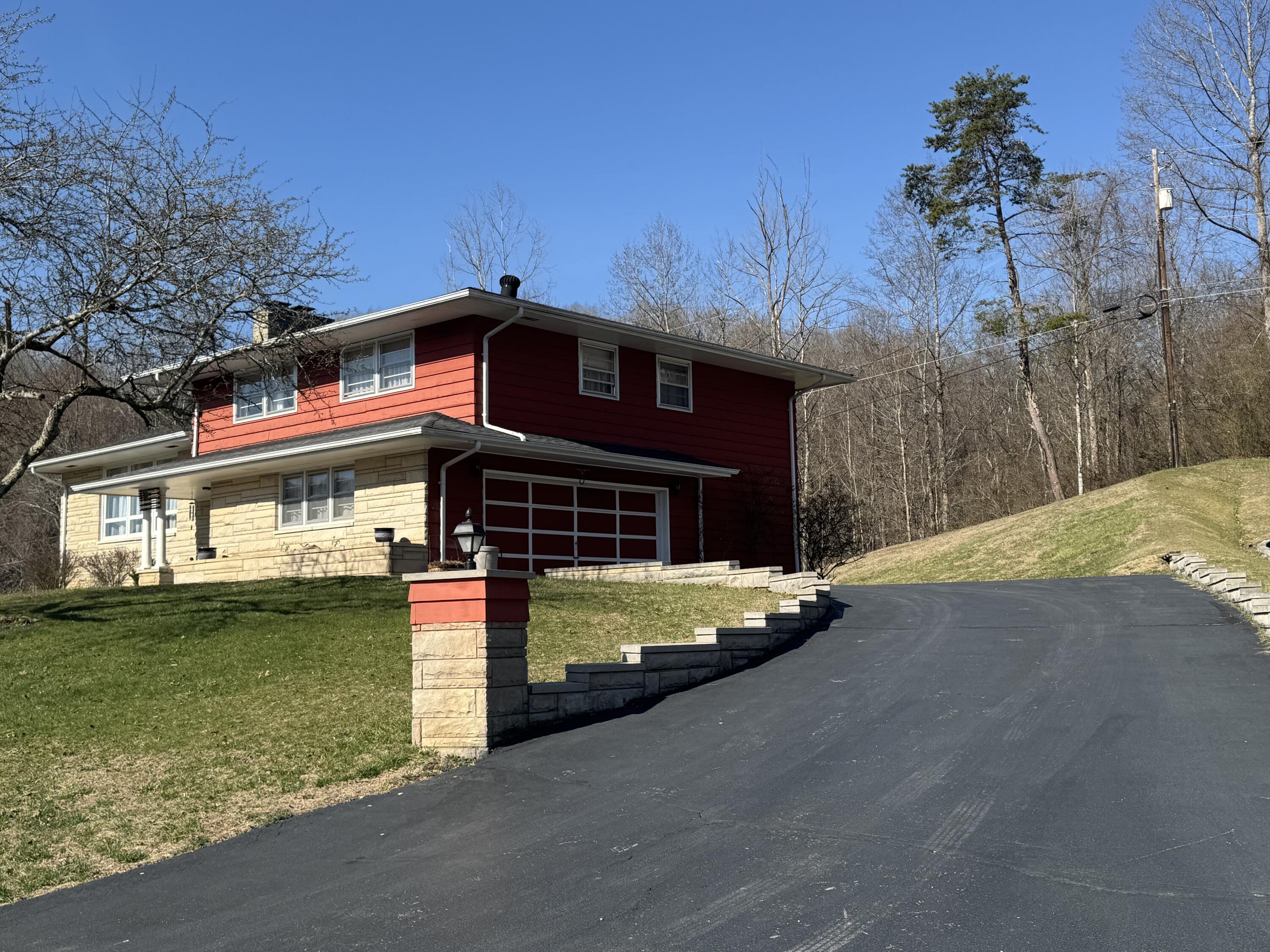 87 Collier Avenue Property Photo