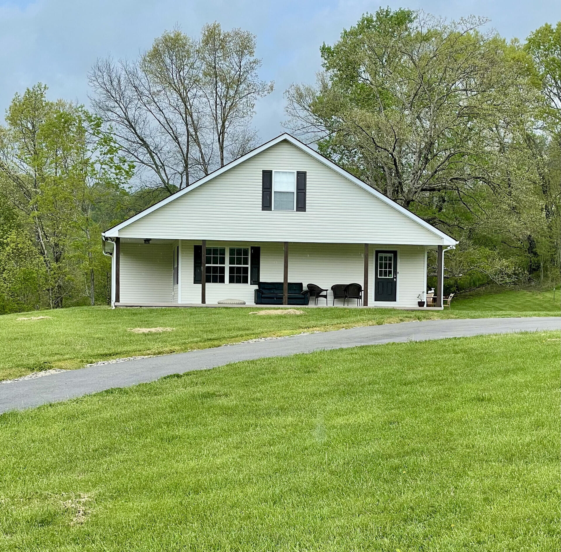 4964 Johnson Road Property Photo 1