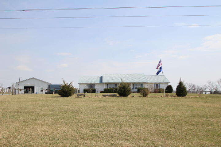 1566 Harrodsburg Road Property Photo 1