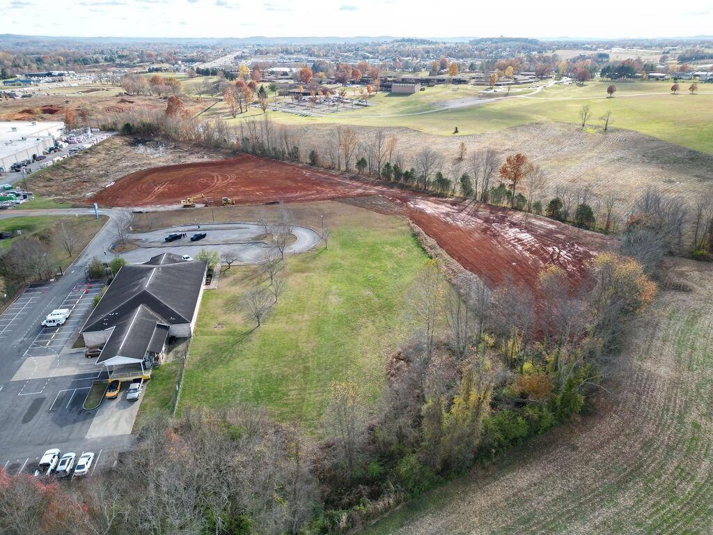 300 Washington Drive Property Photo 13