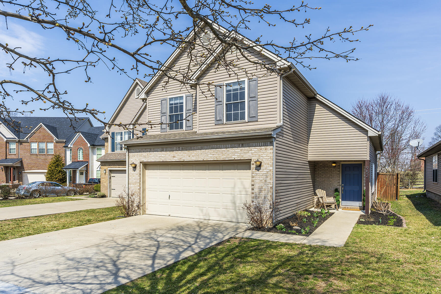 952 Winding Oak Trail Property Photo 1