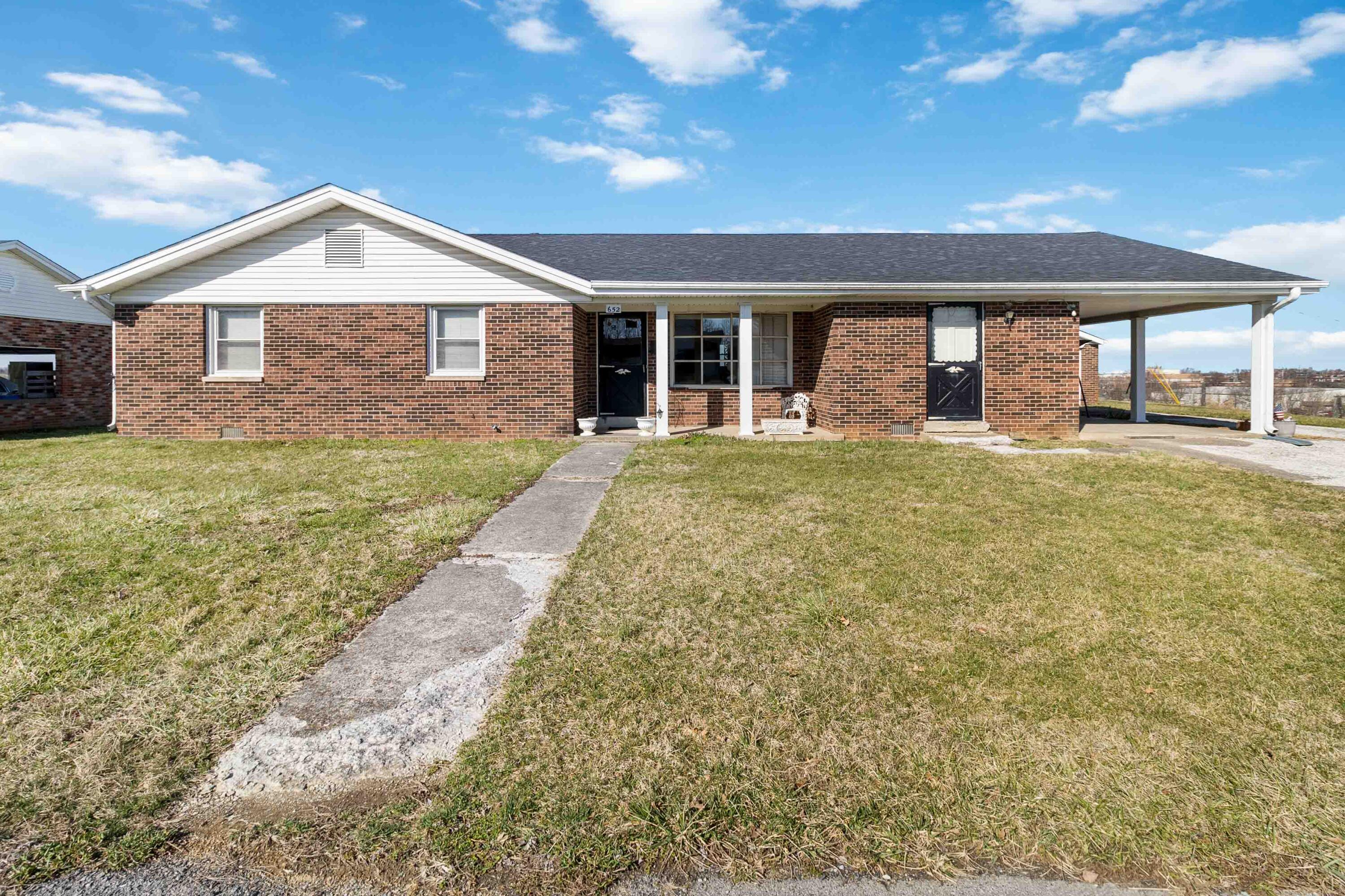 652 Ada Drive Property Photo 1