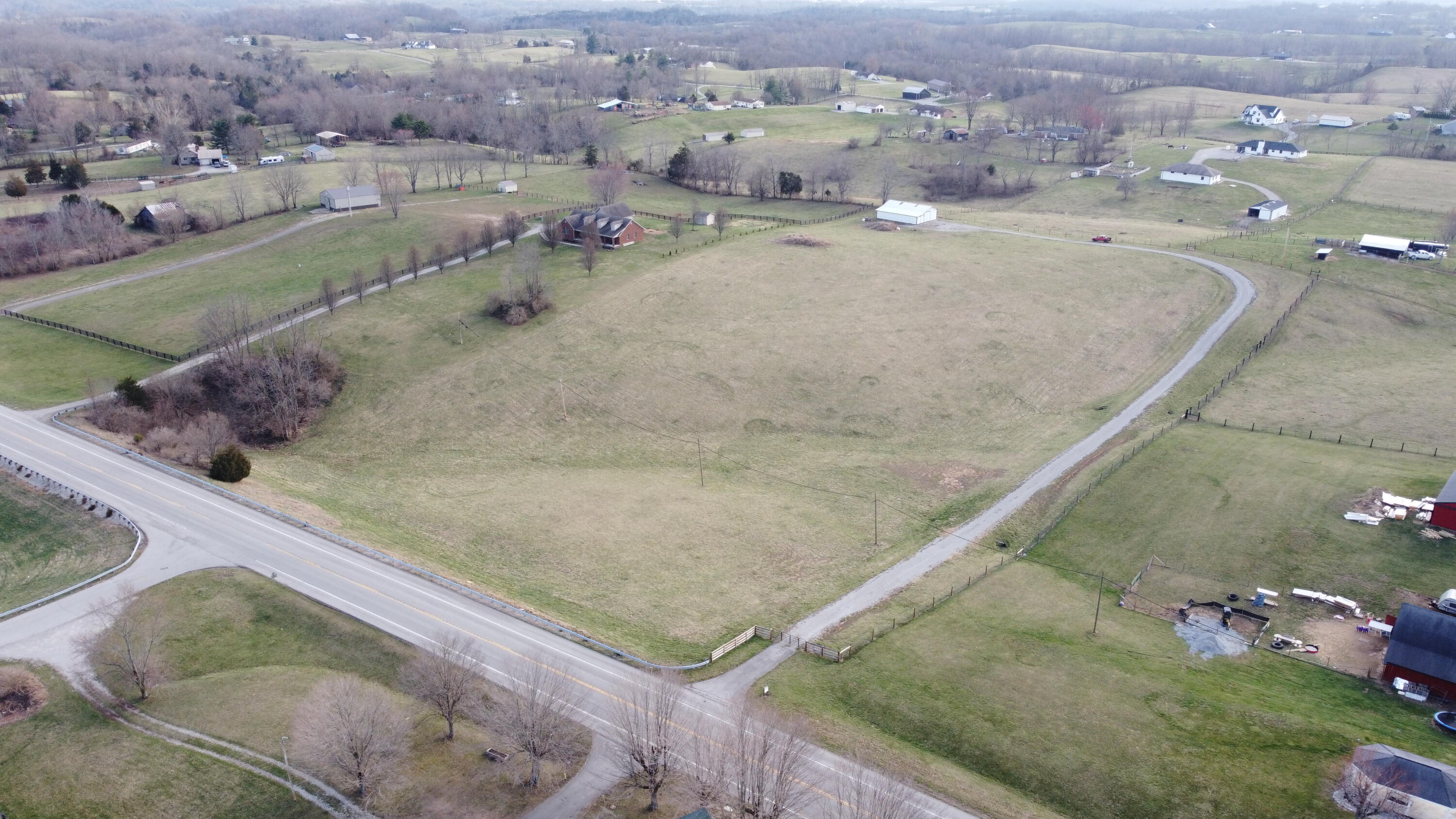 7575 Irvine Road Property Photo 1