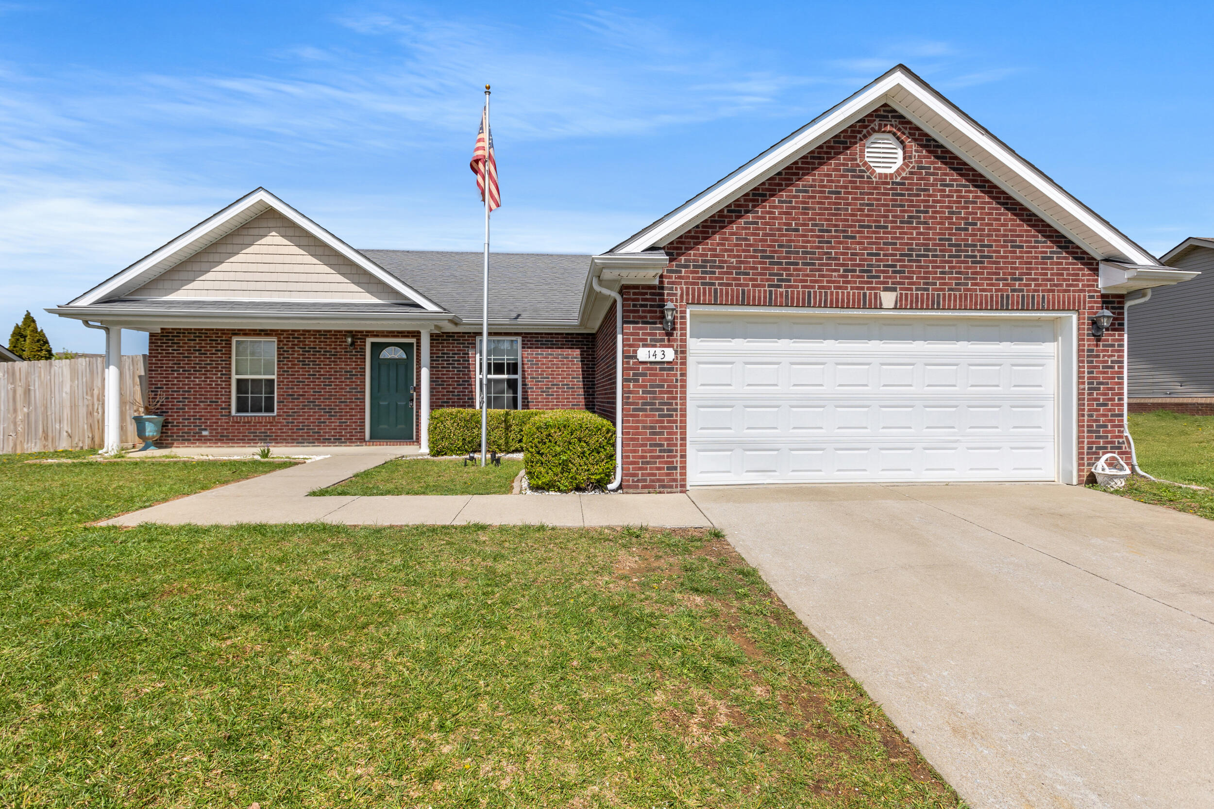 143 Newport Lane Property Photo 1