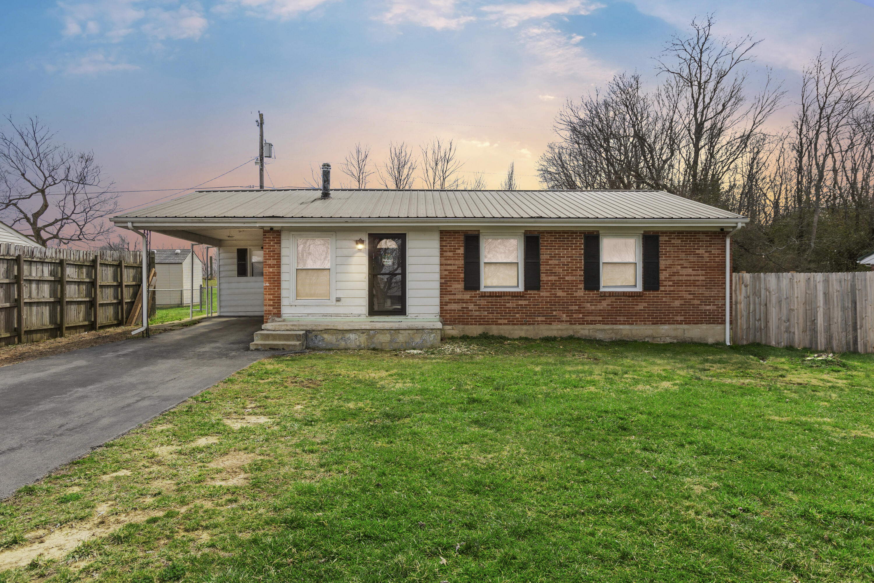 184 Burley Way Property Photo 1