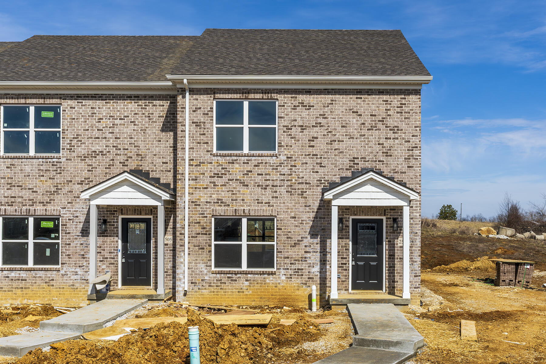 2517 Spring Leaf Court Property Photo 1