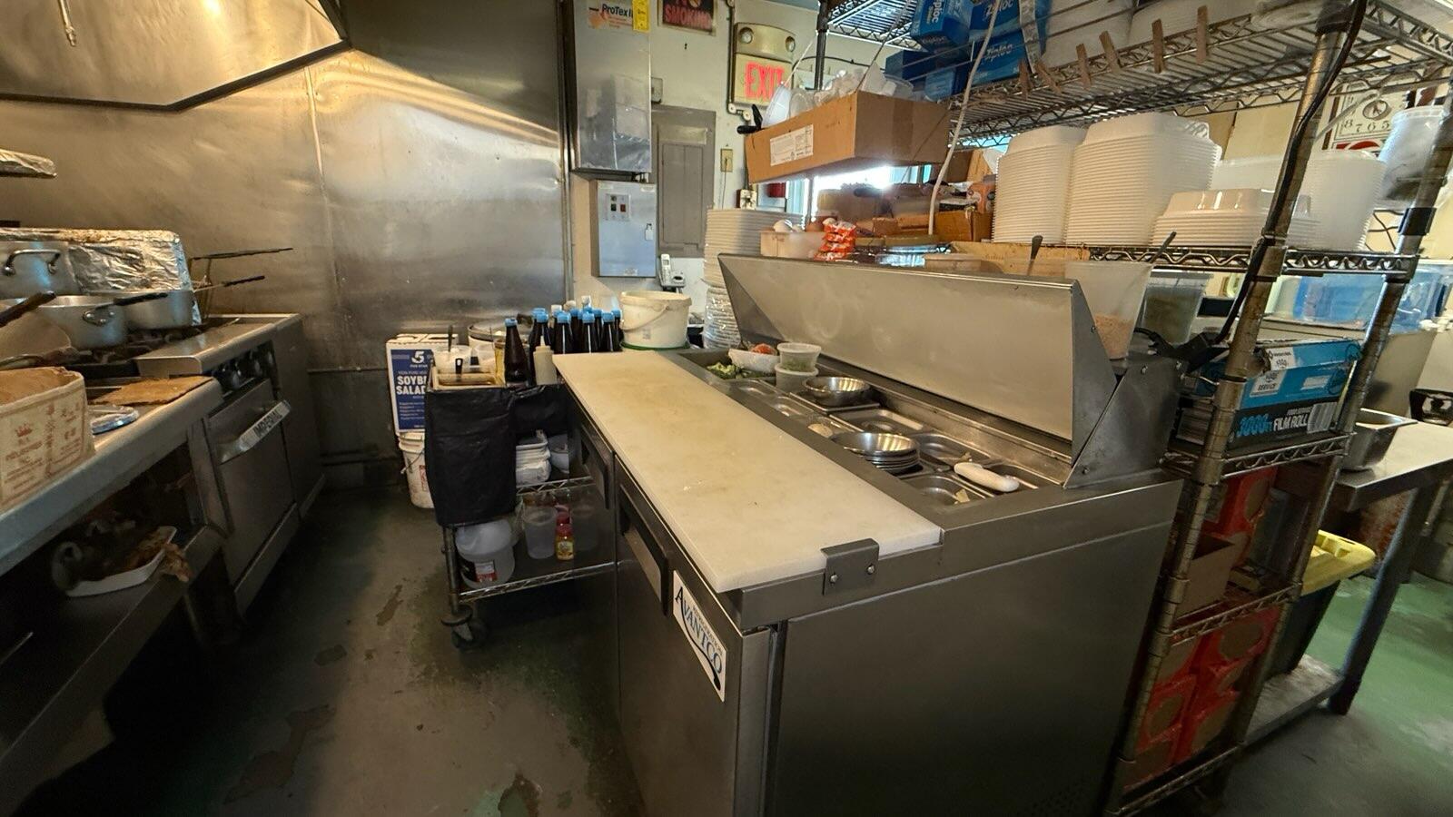221 N Broadway Property Photo 14