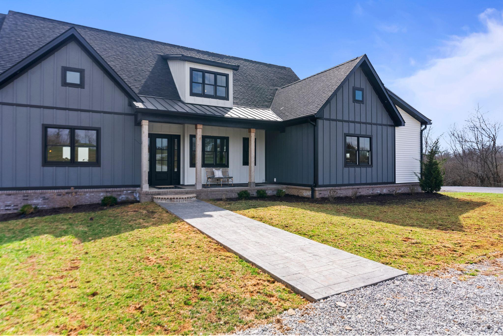 1390 Groggins Ferry Road Property Photo 1