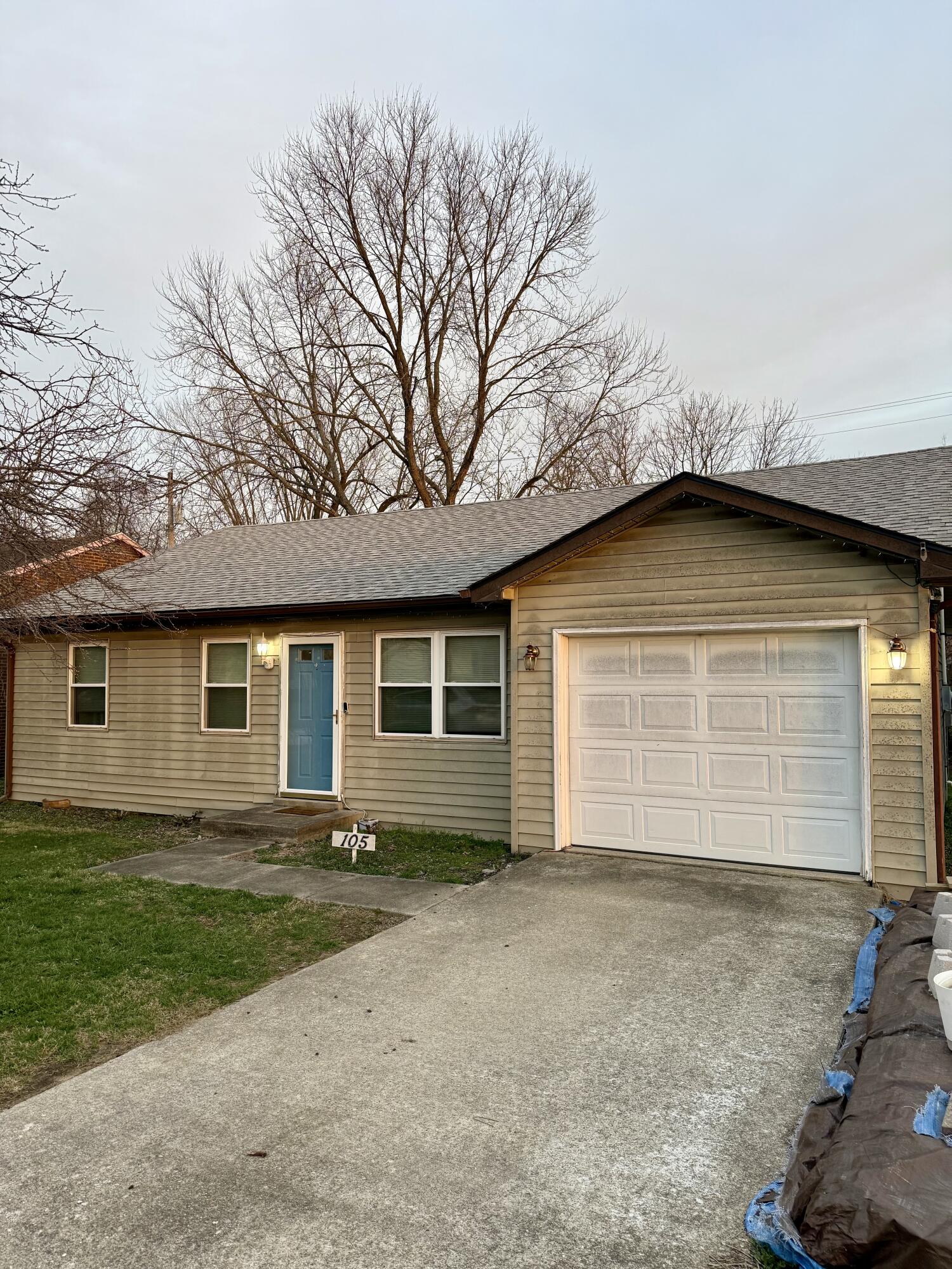 105 Schenkelwood Drive Property Photo 1