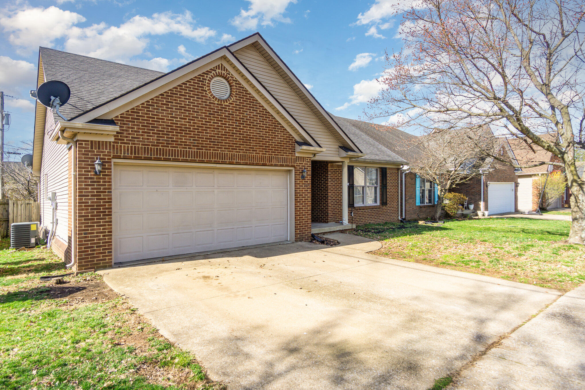204 Courtney Drive Property Photo 1