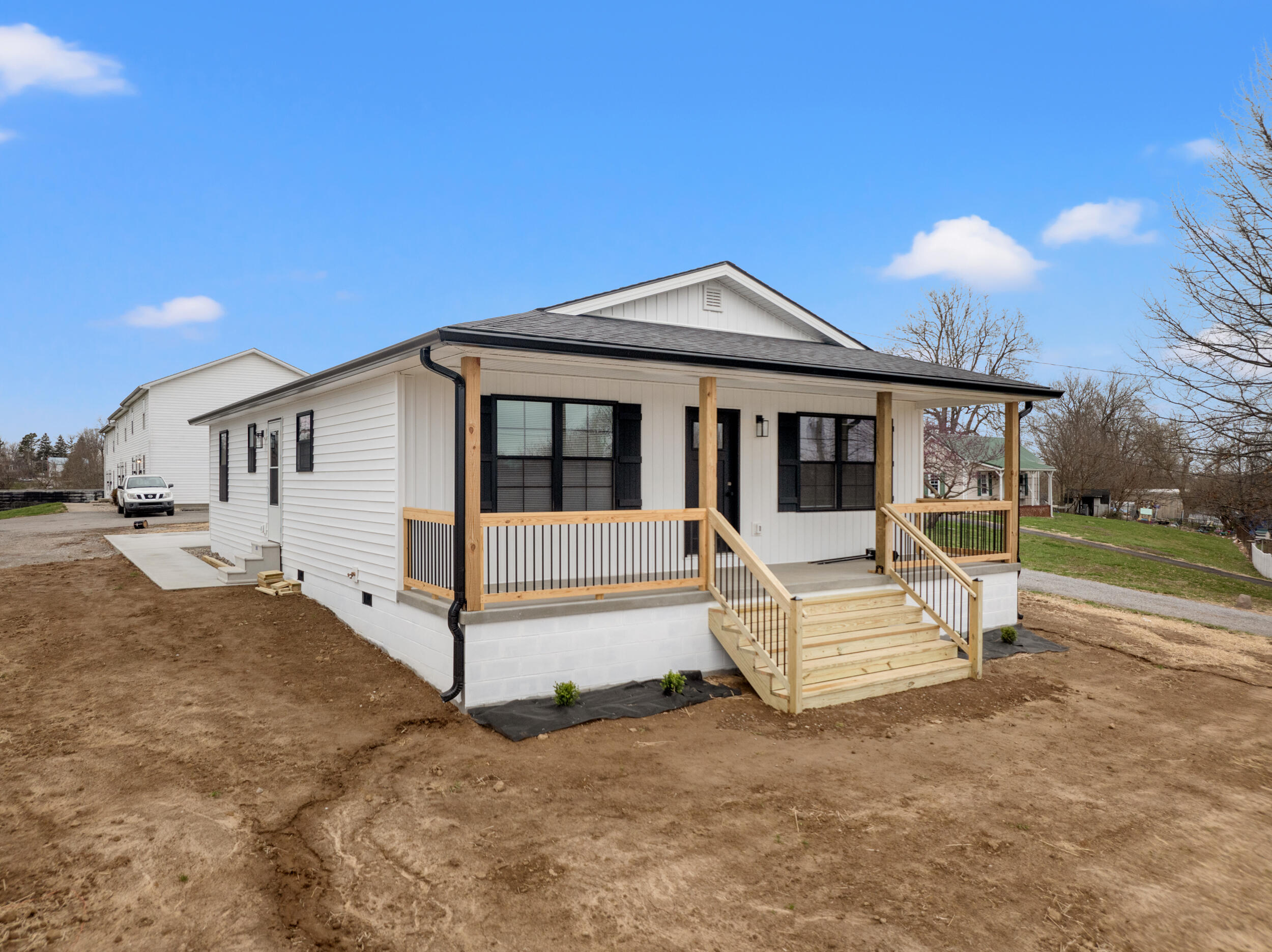 203 Hamilton Avenue Property Photo 1