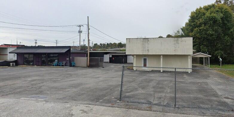 506 Ford Street Property Photo