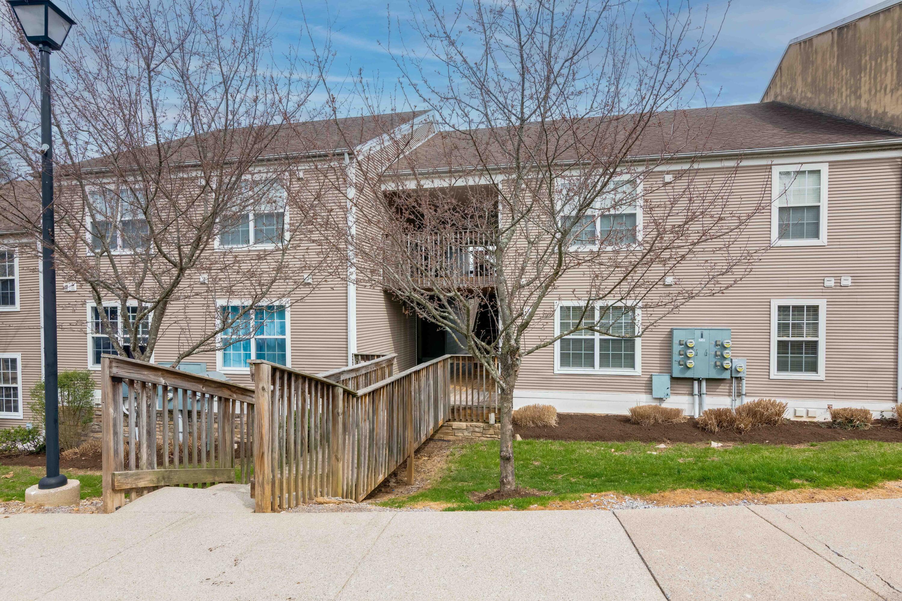 857 Malabu Drive Property Photo 1