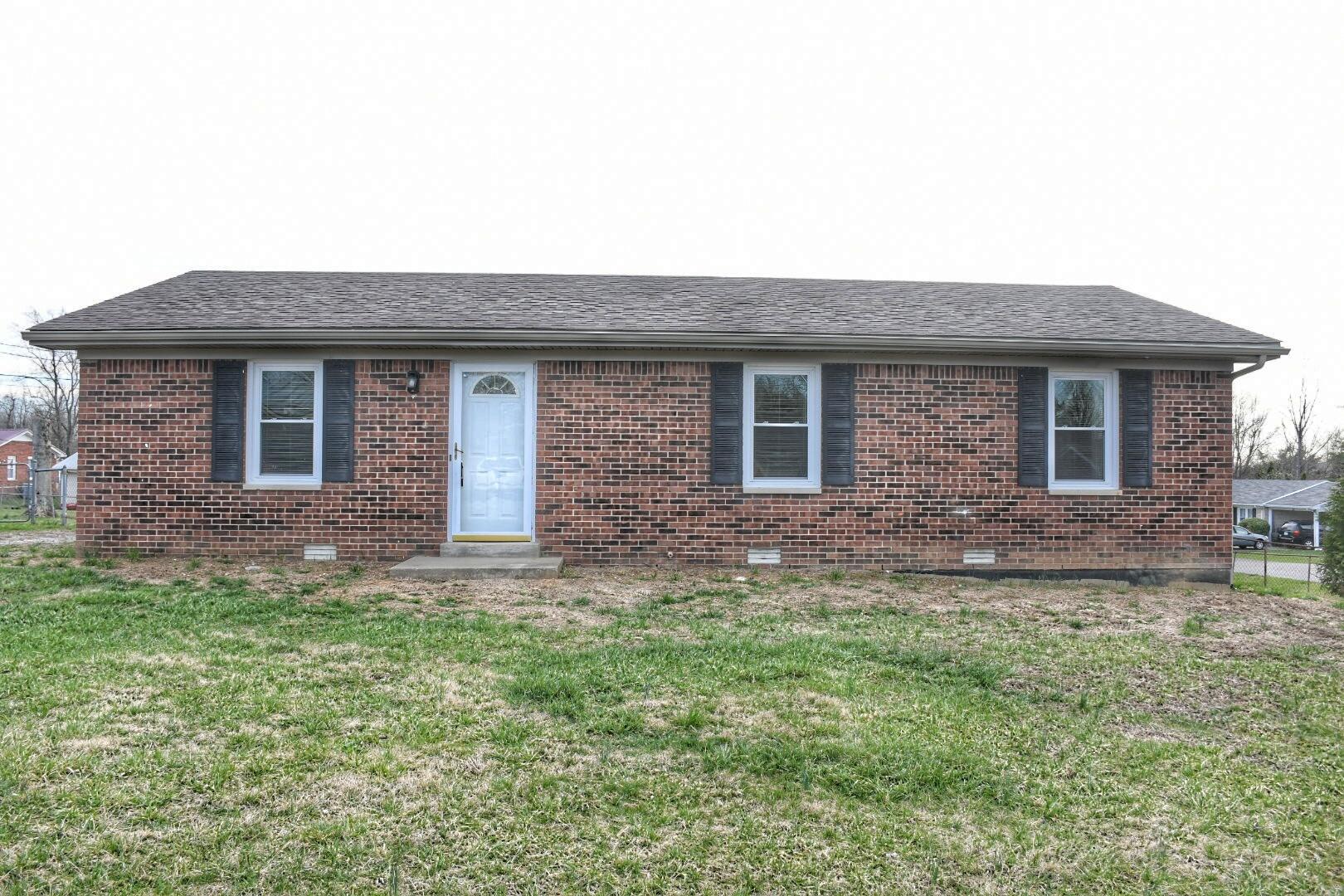 200 Lakeview Drive Property Photo 1