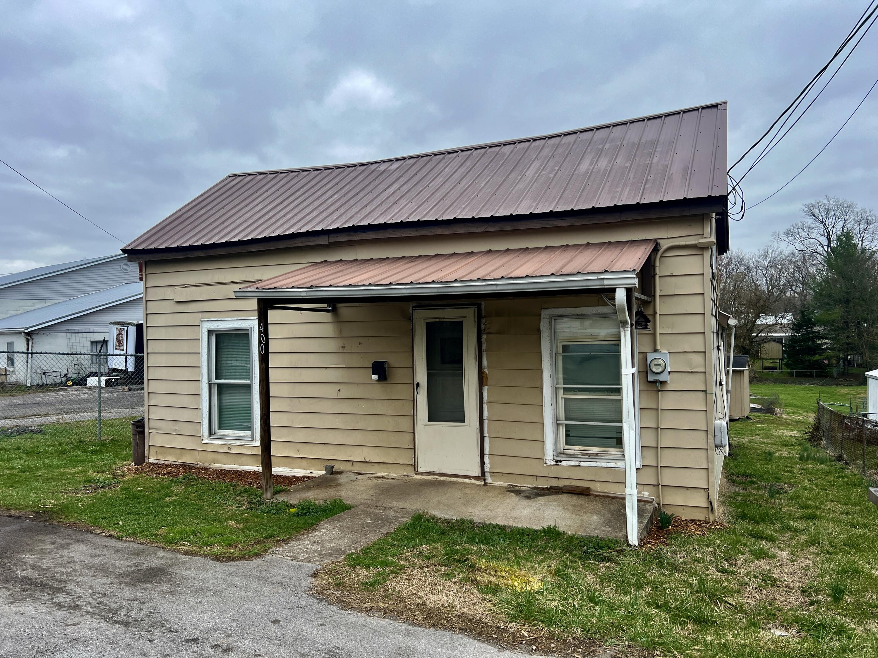 400 Washington Street Property Photo 1