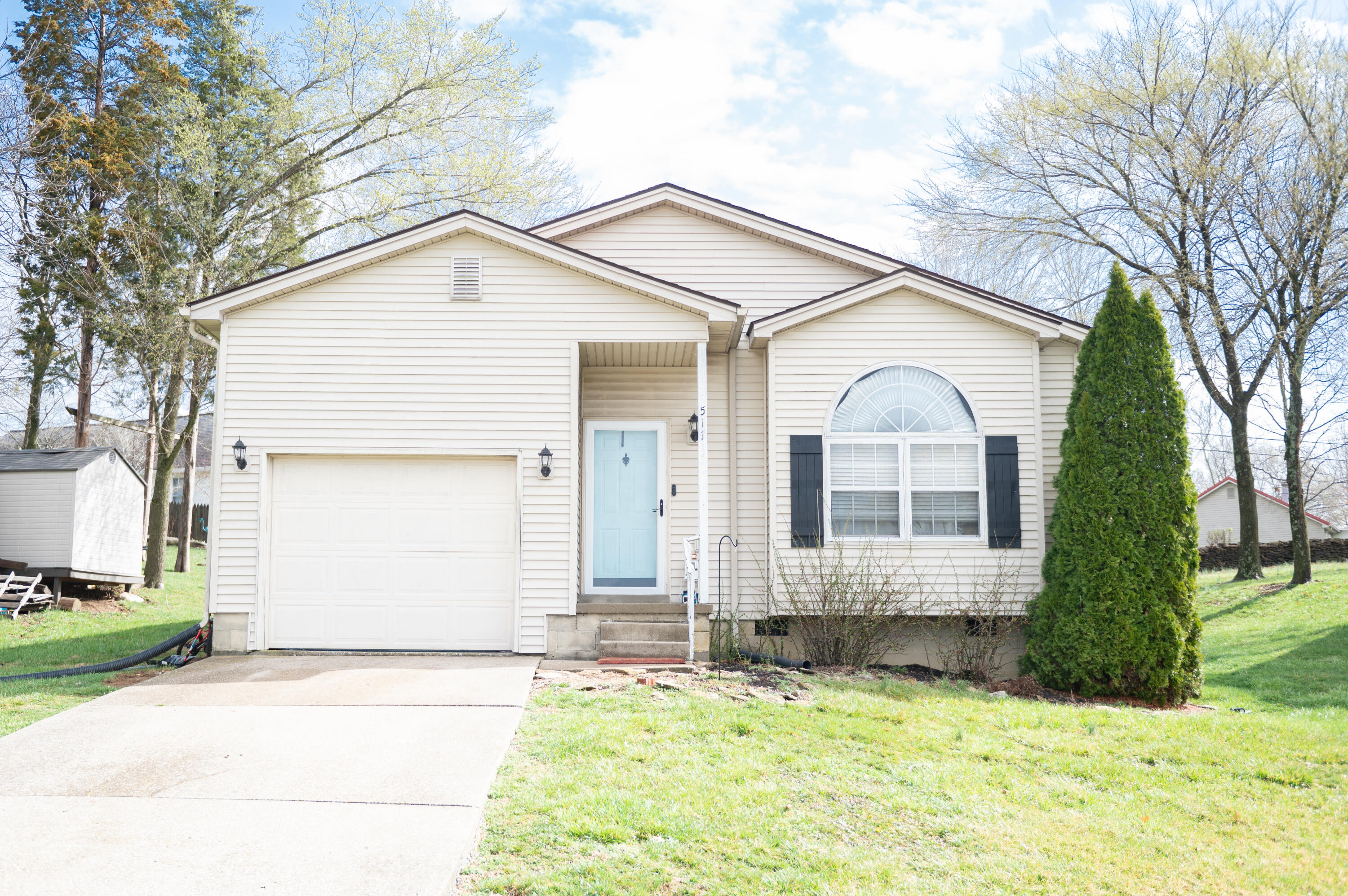 511 Collins Landing Property Photo 1