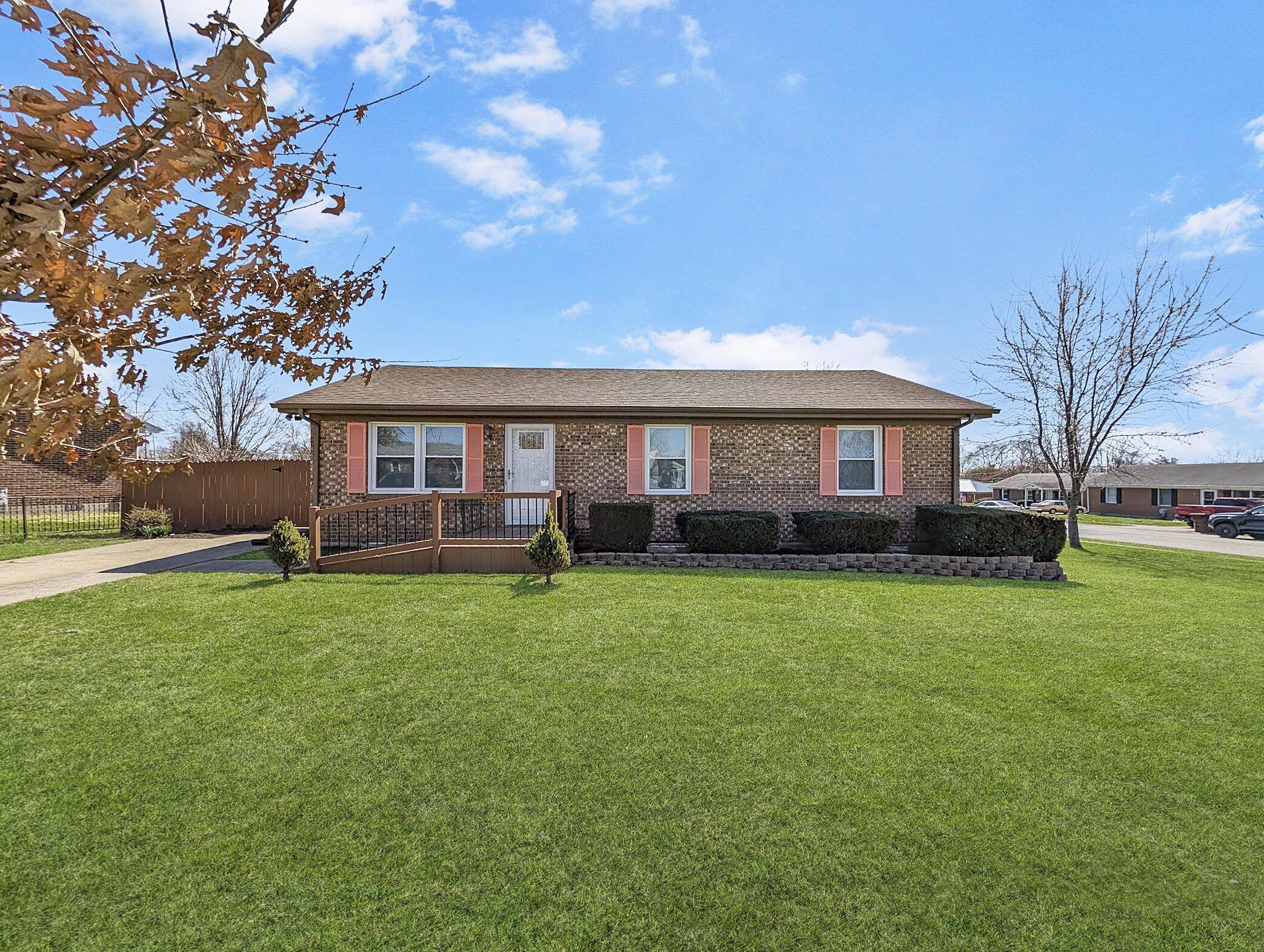 532 Edgewood Drive Property Photo 1