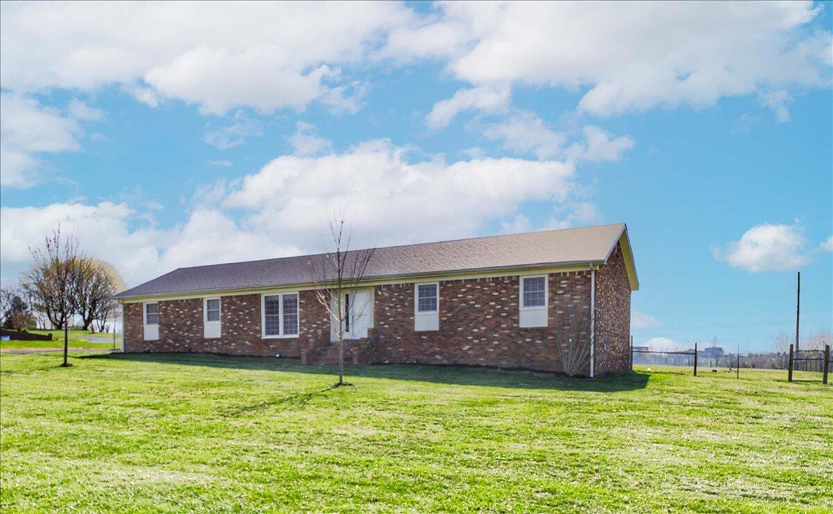 122 Sugar Creek Road Property Photo 1