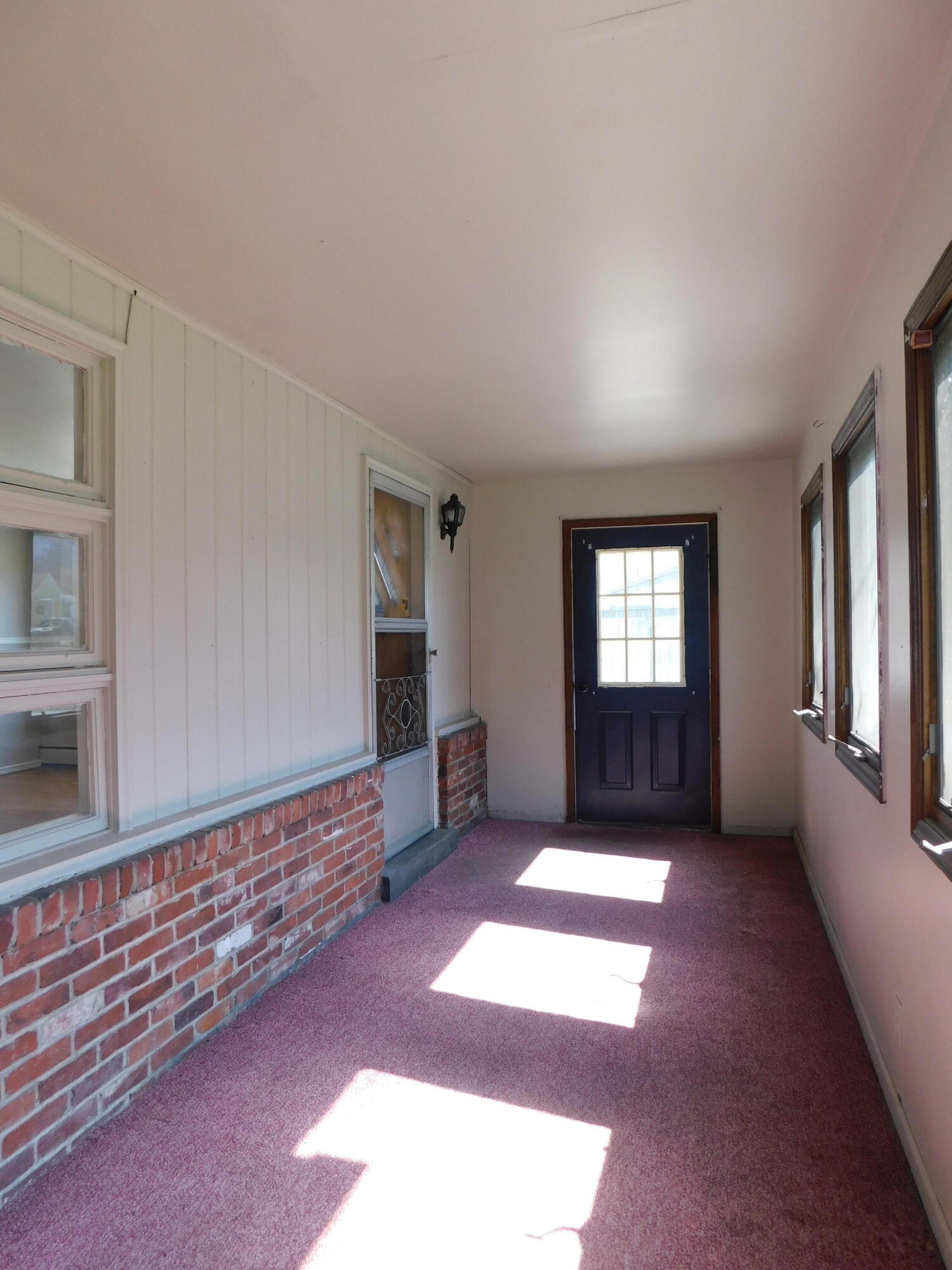 101 Dizney Property Photo 5