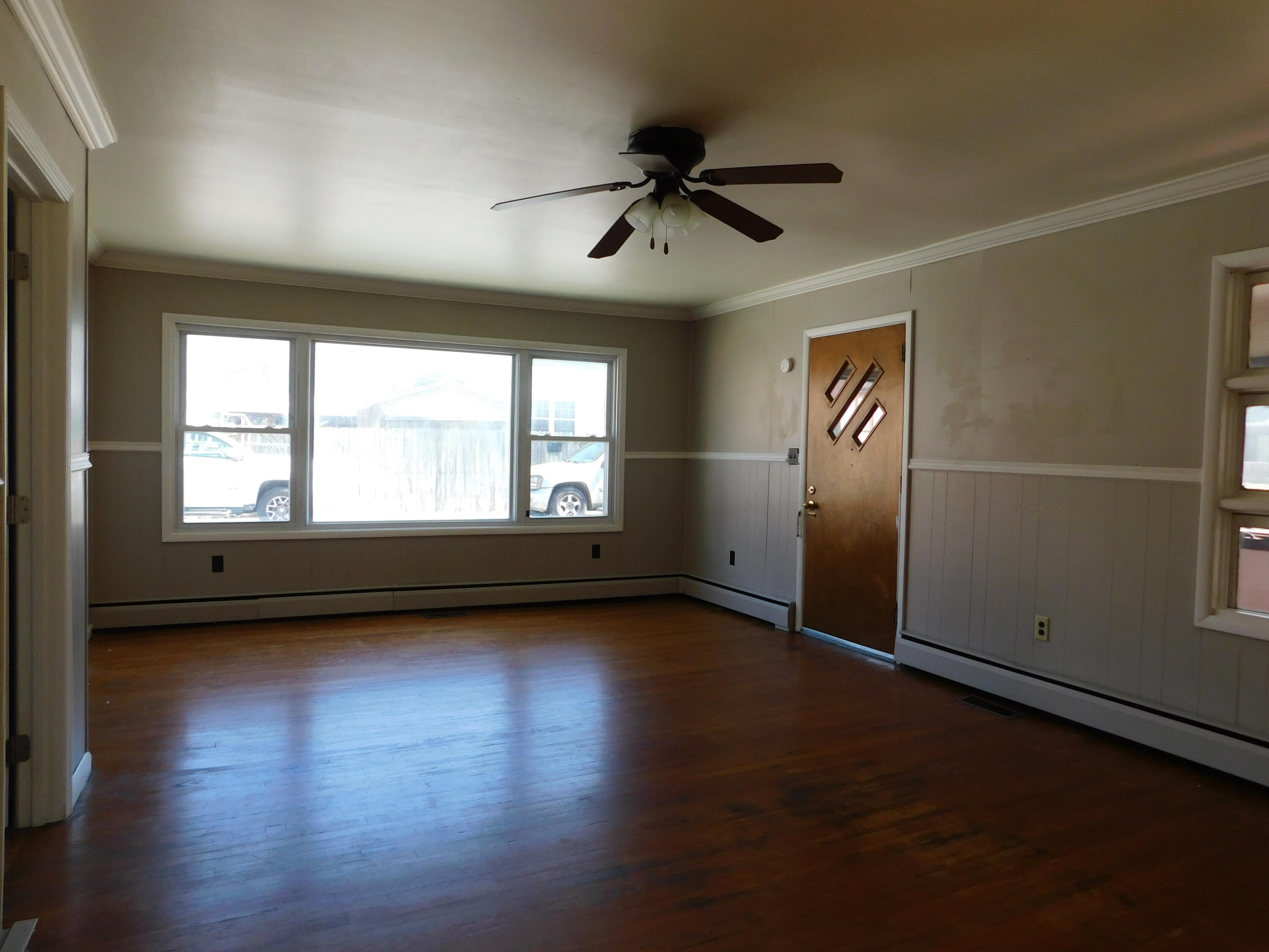 101 Dizney Property Photo 10