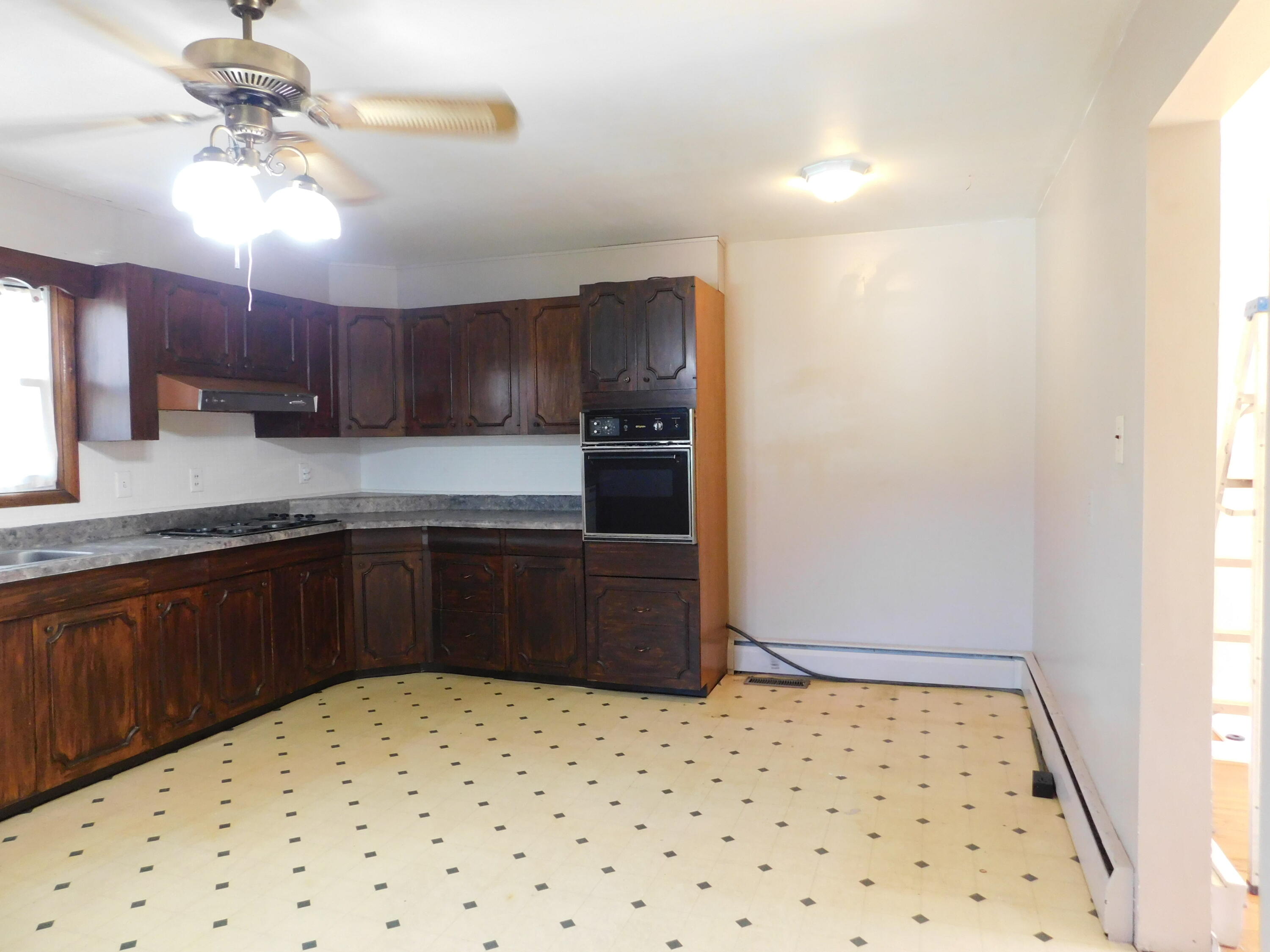 101 Dizney Property Photo 21