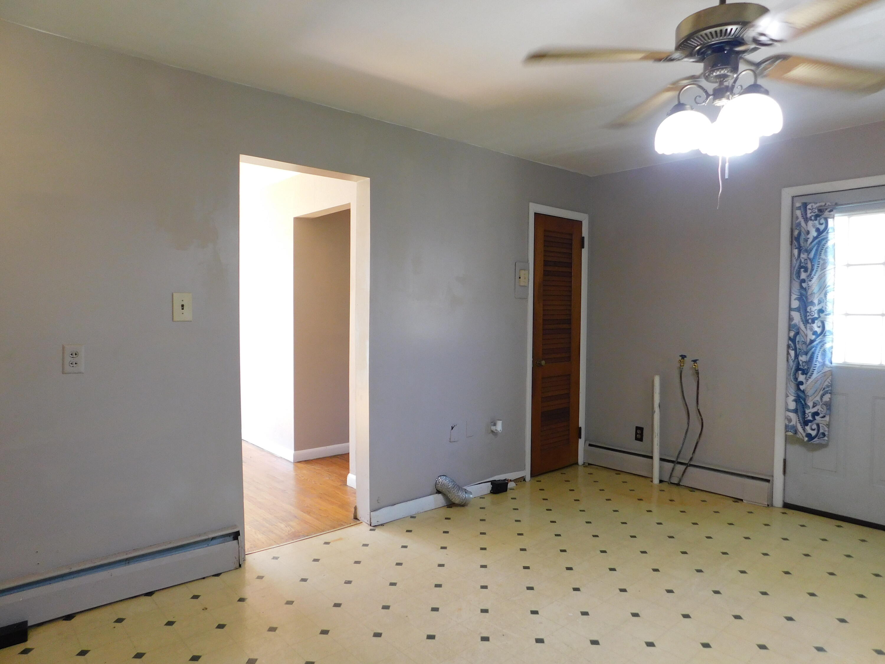 101 Dizney Property Photo 27