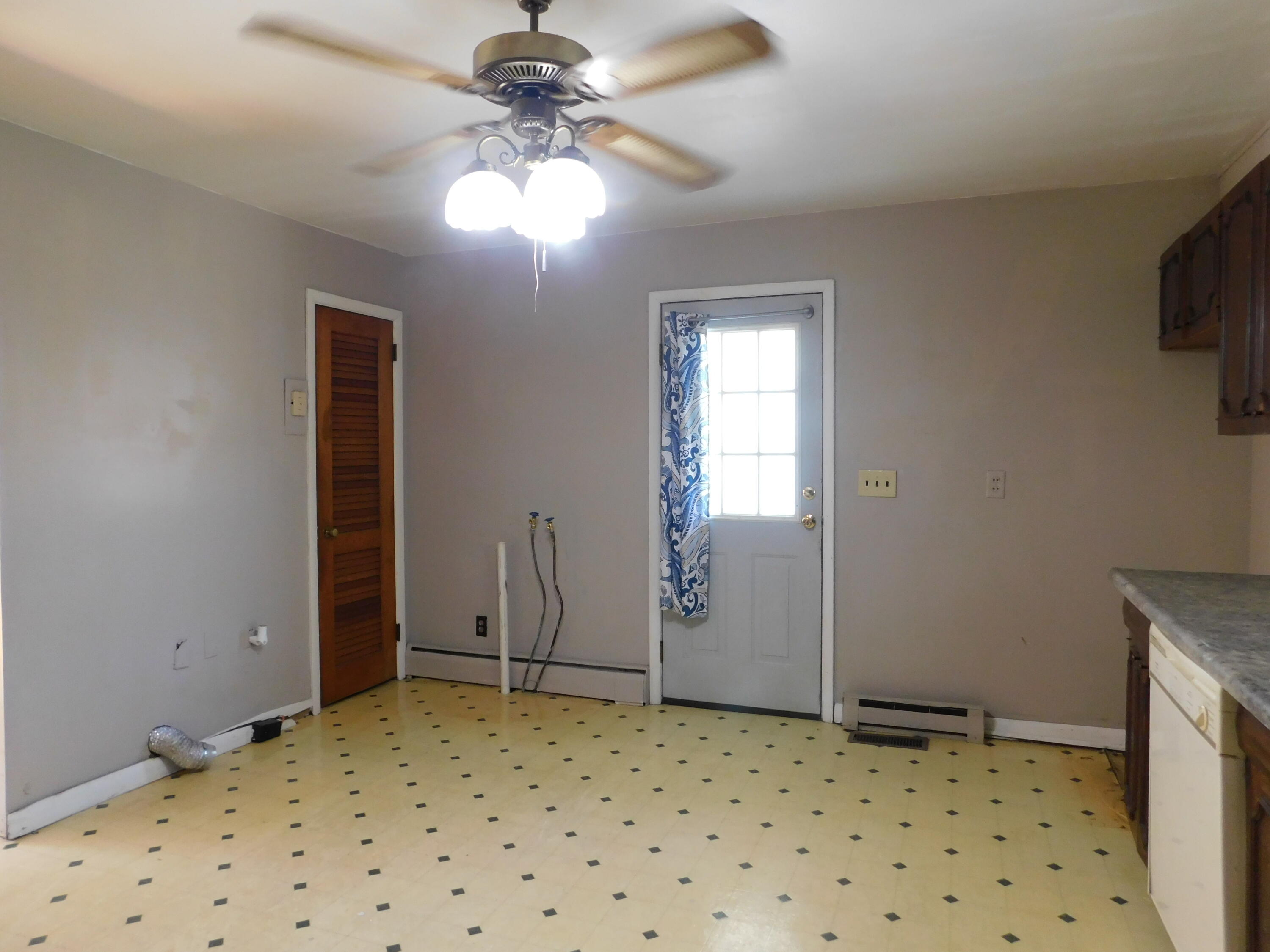 101 Dizney Property Photo 28