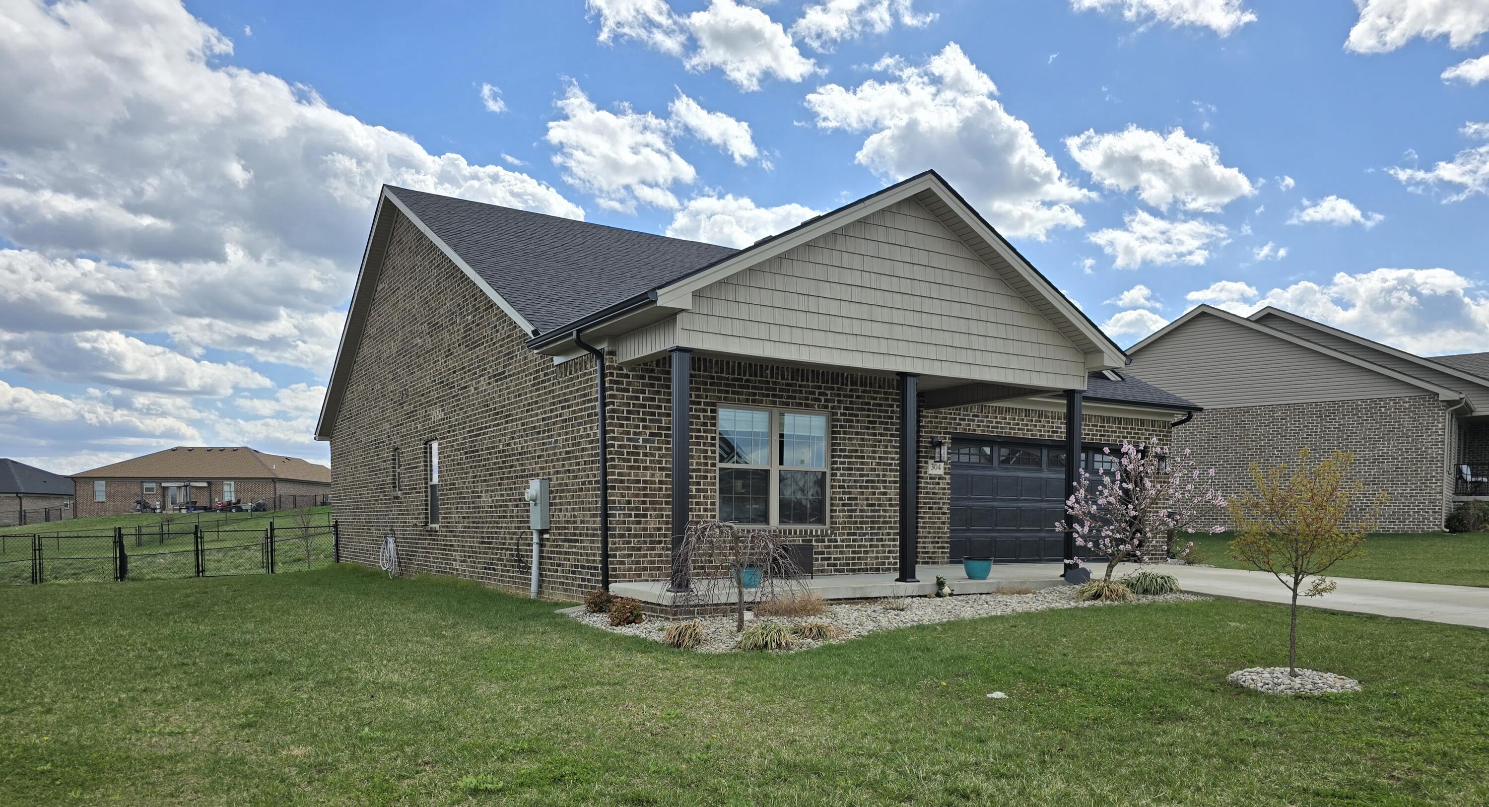 304 Binnacle Court Property Photo 1