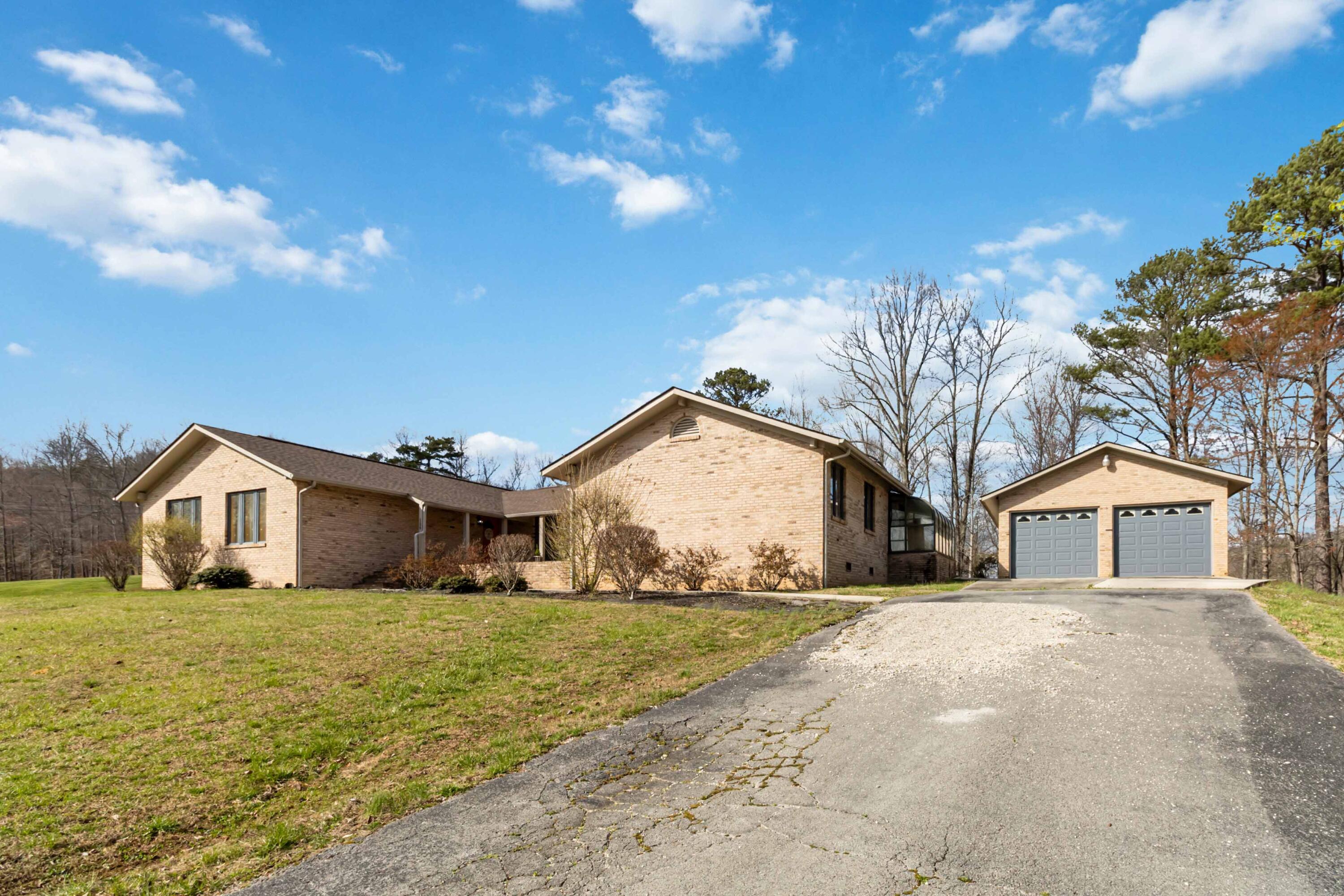 156 Autumn Woods Loop Property Photo 1