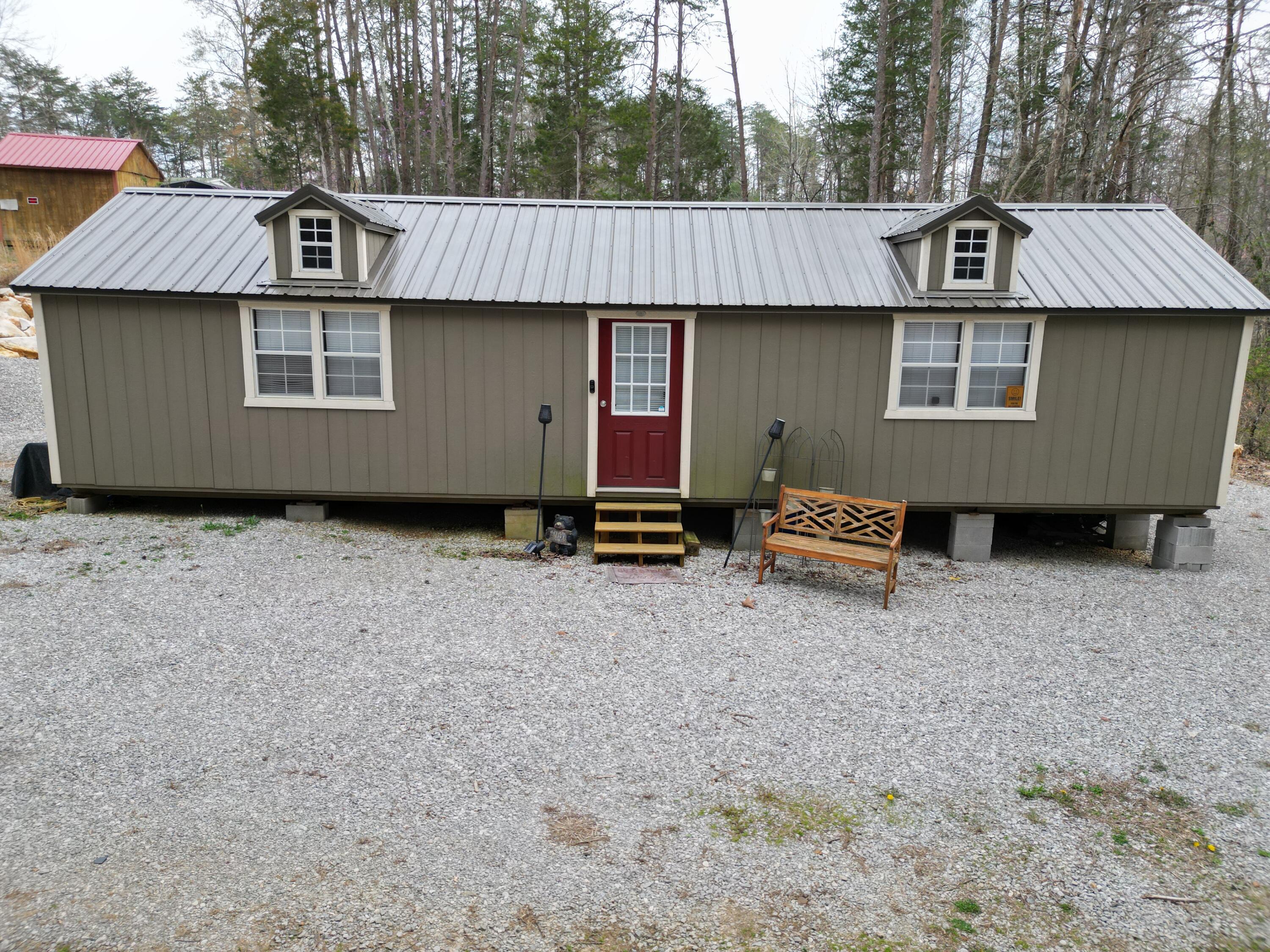 109 Colleen Drive Property Photo 1