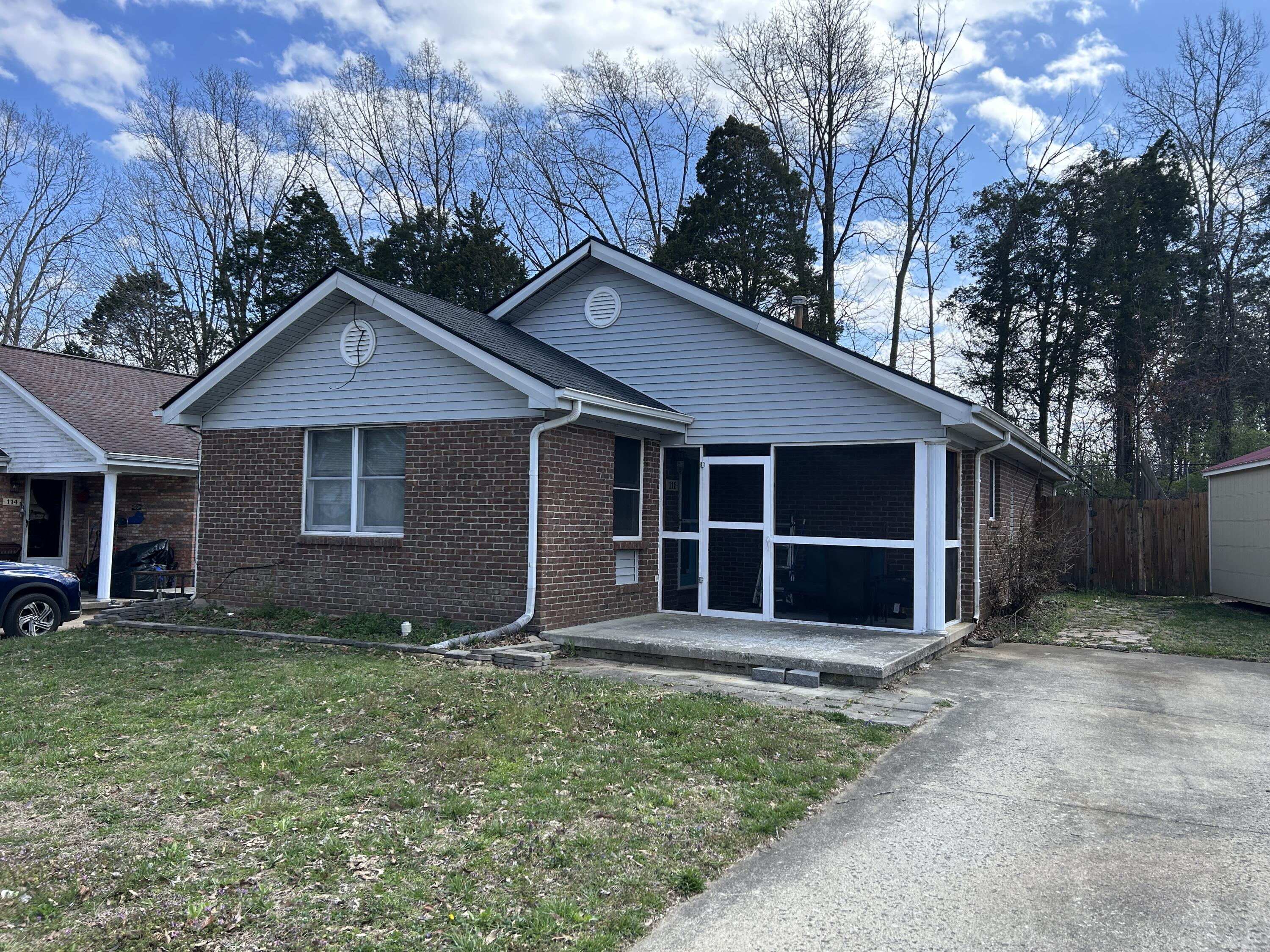 116 Somerhill Drive Property Photo 1