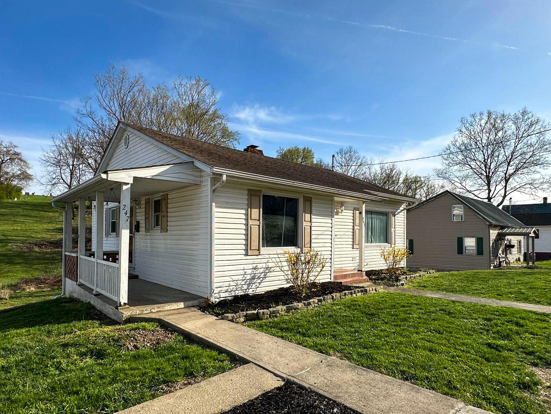 247 Mt. Sterling Ave Property Photo