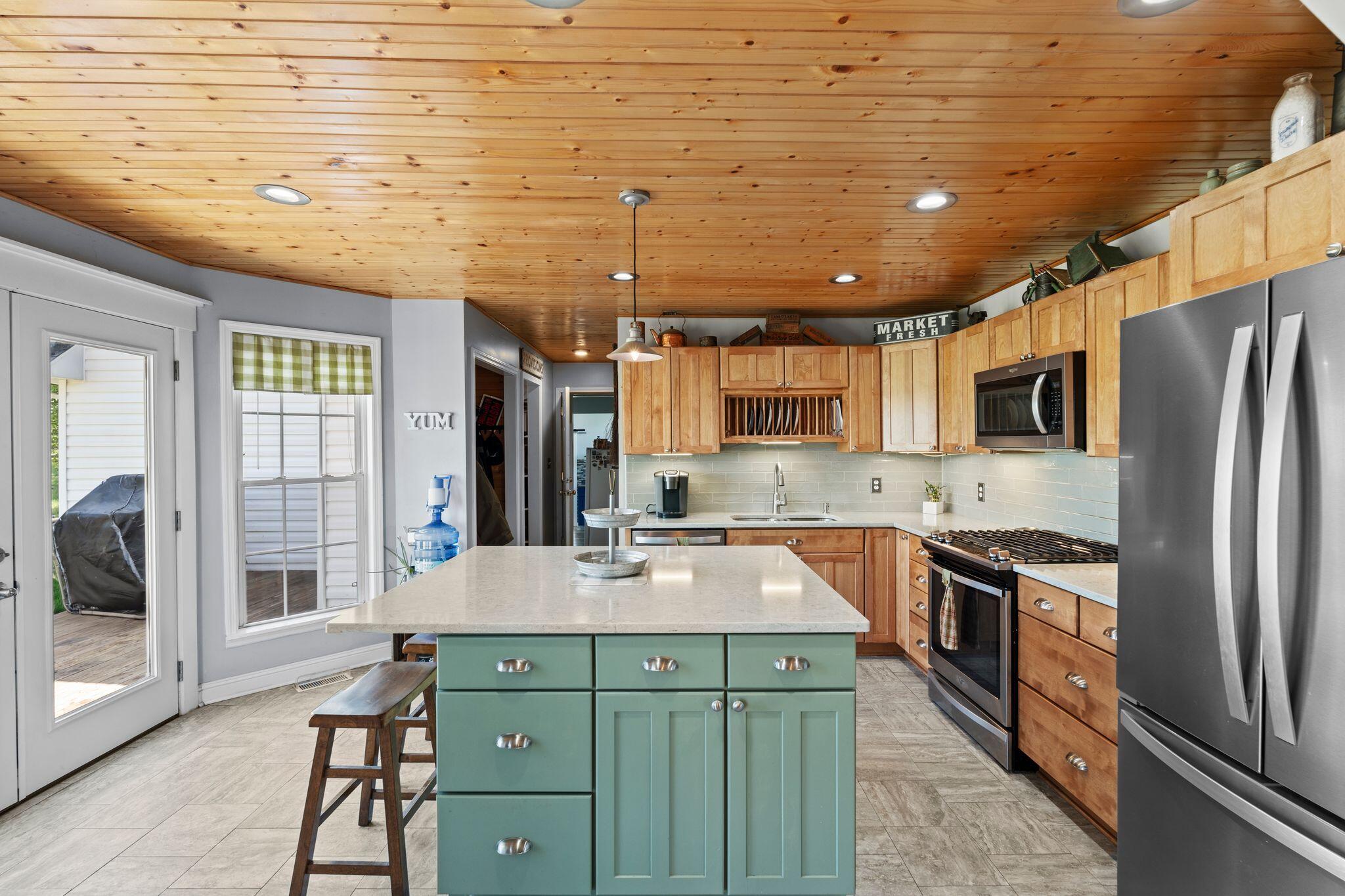 805 Paris Road Property Photo 13