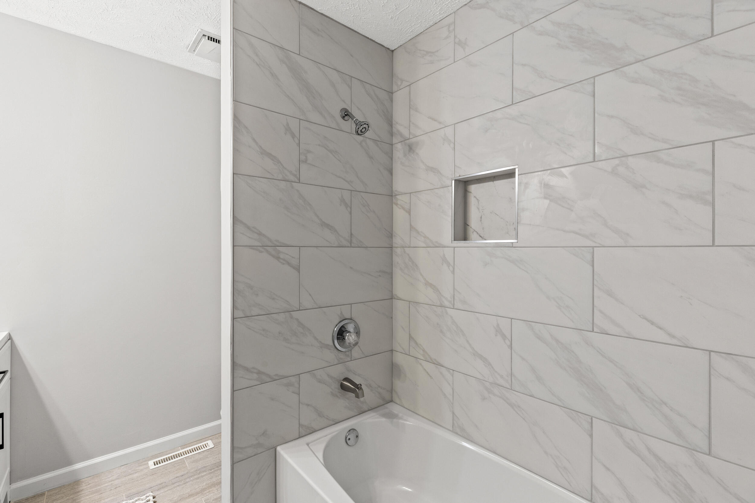 3412 Simcoe Court Property Photo 19